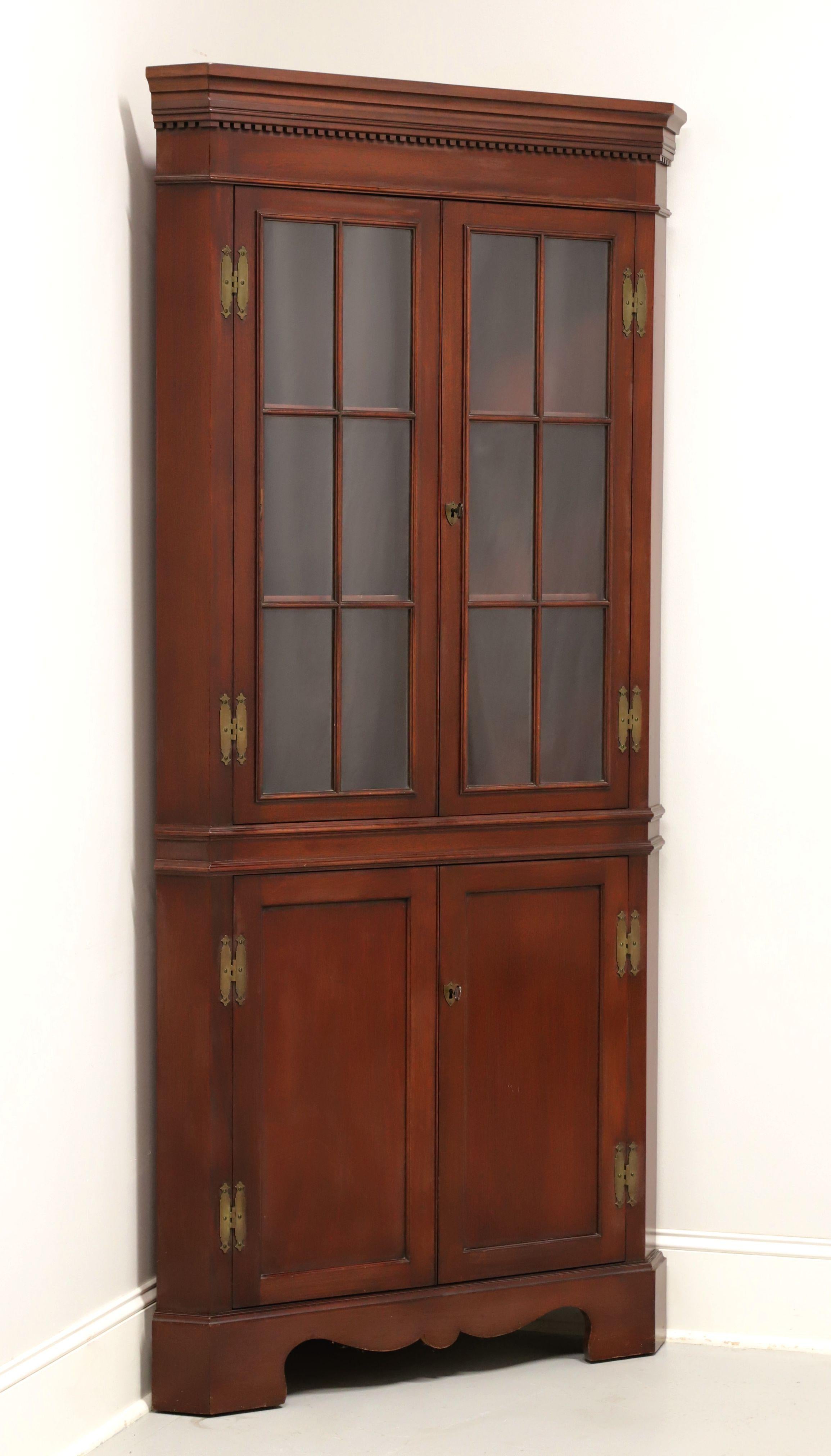 CRAFTIQUE Solid Mahogany Chippendale Style Corner Cupboard / Cabinet - B For Sale 5