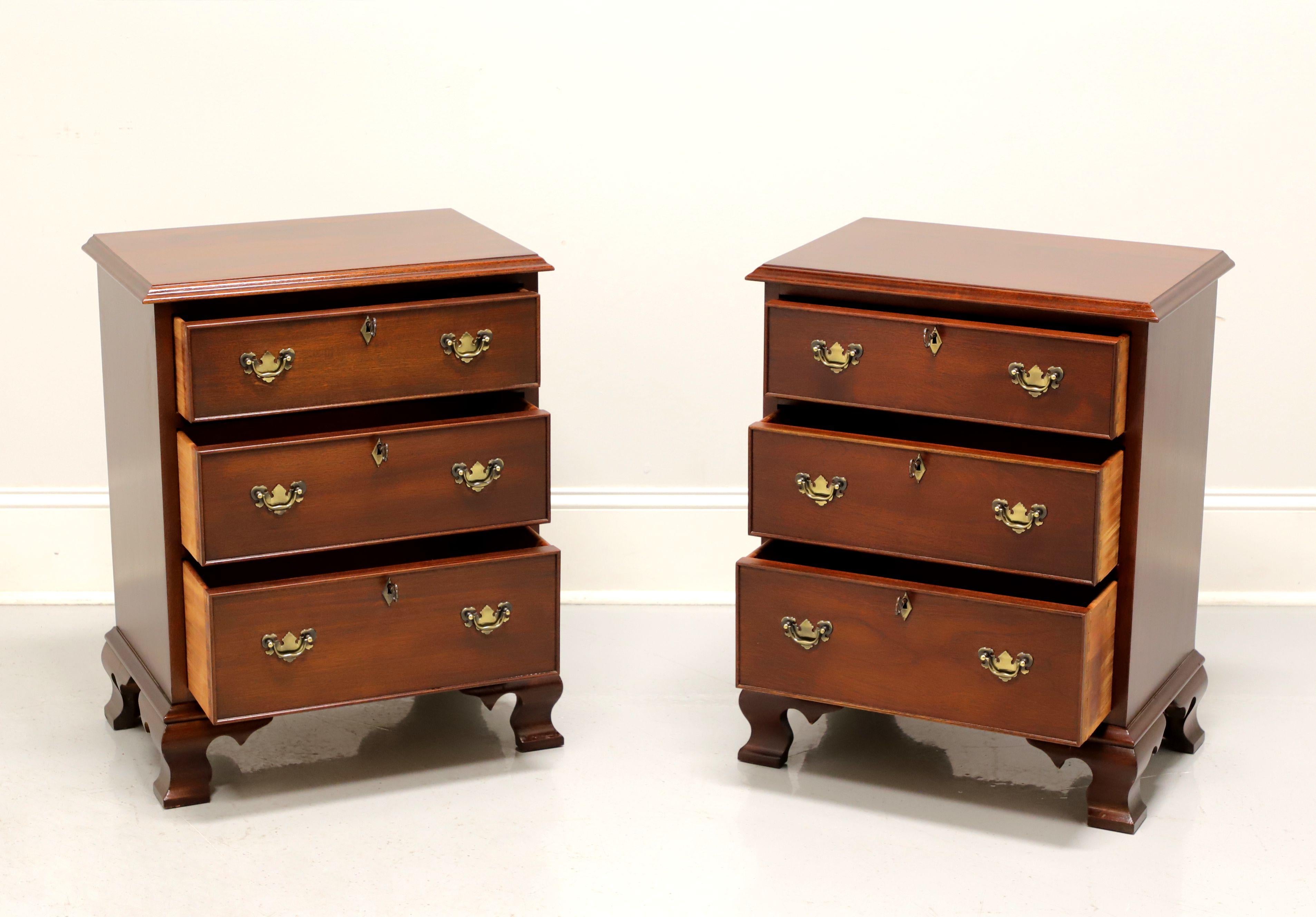 20th Century CRAFTIQUE Solid Mahogany Chippendale Style Nightstands w/ Ogee Feet - Pair
