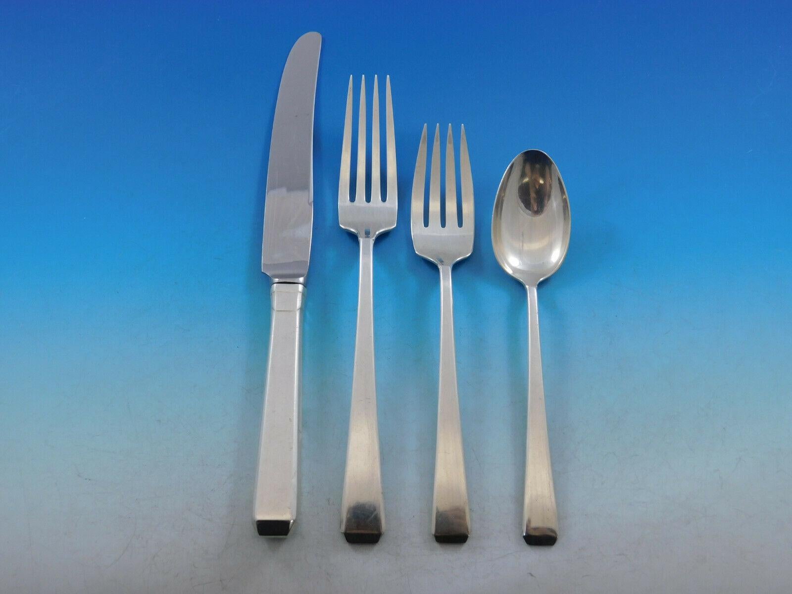 Craftsman by Towle Sterling Silver Flatware Set for 8 Service 48 pieces In Excellent Condition For Sale In Big Bend, WI