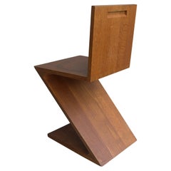 Craftsman Gerrit Rietveld Zig Zag Side Chair in Solid Oak, The Netherlands 1970