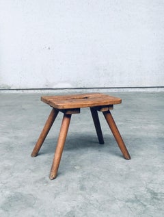 Tabouret à lait fait à la main par un artisan, fin des années 1800