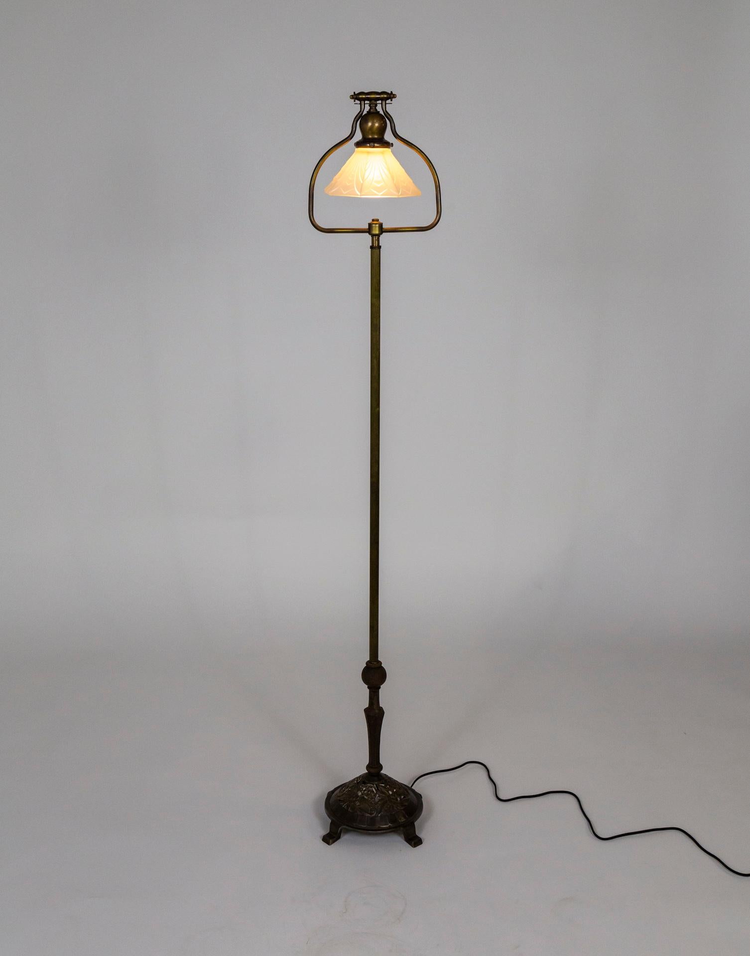 Craftsman Harp Floor Lamp w/ Floral Base & Molded Glass Shade In Good Condition For Sale In San Francisco, CA