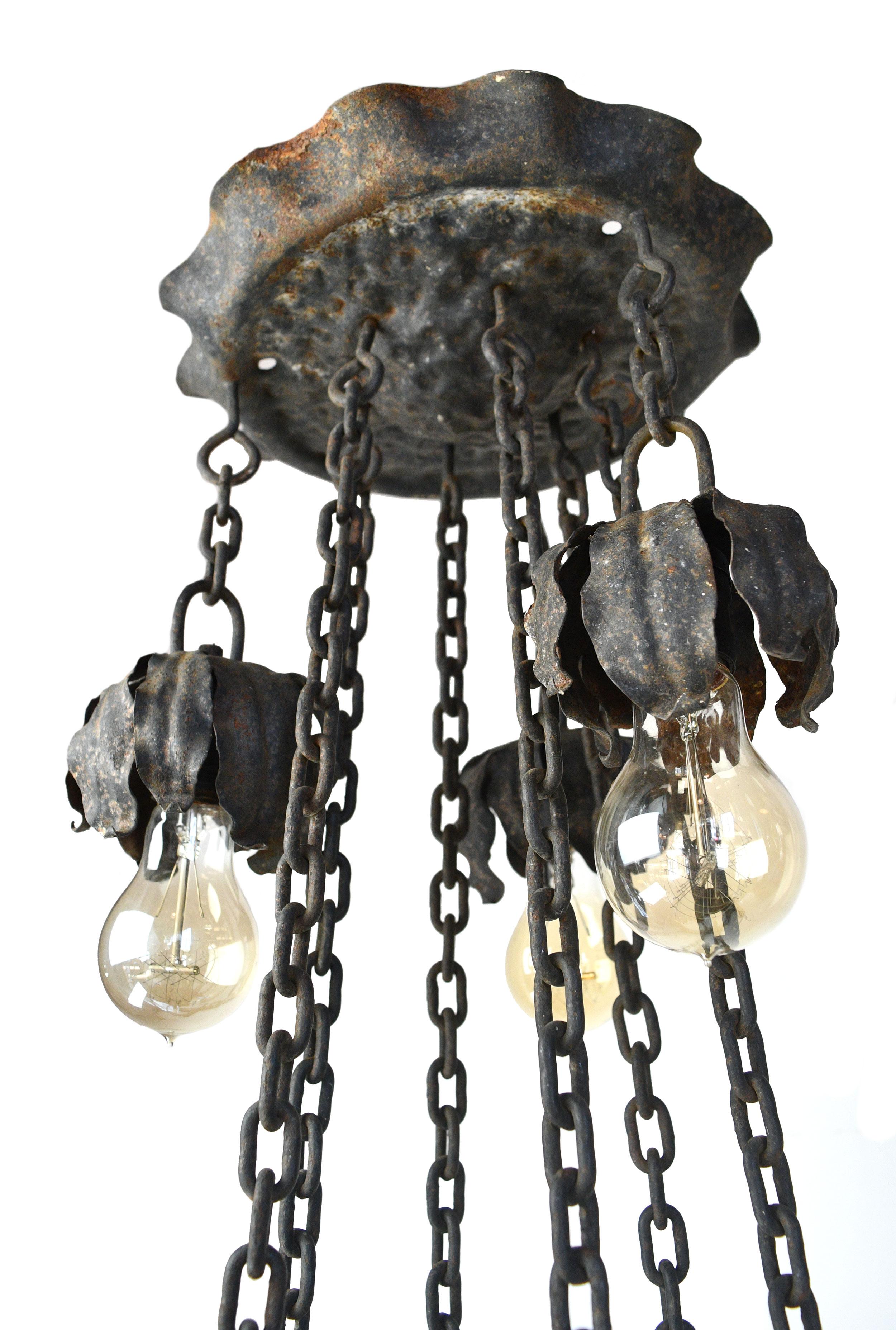 Craftsman Tudor Gothic 4-Light Iron Ring Chandelier In Good Condition For Sale In Minneapolis, MN