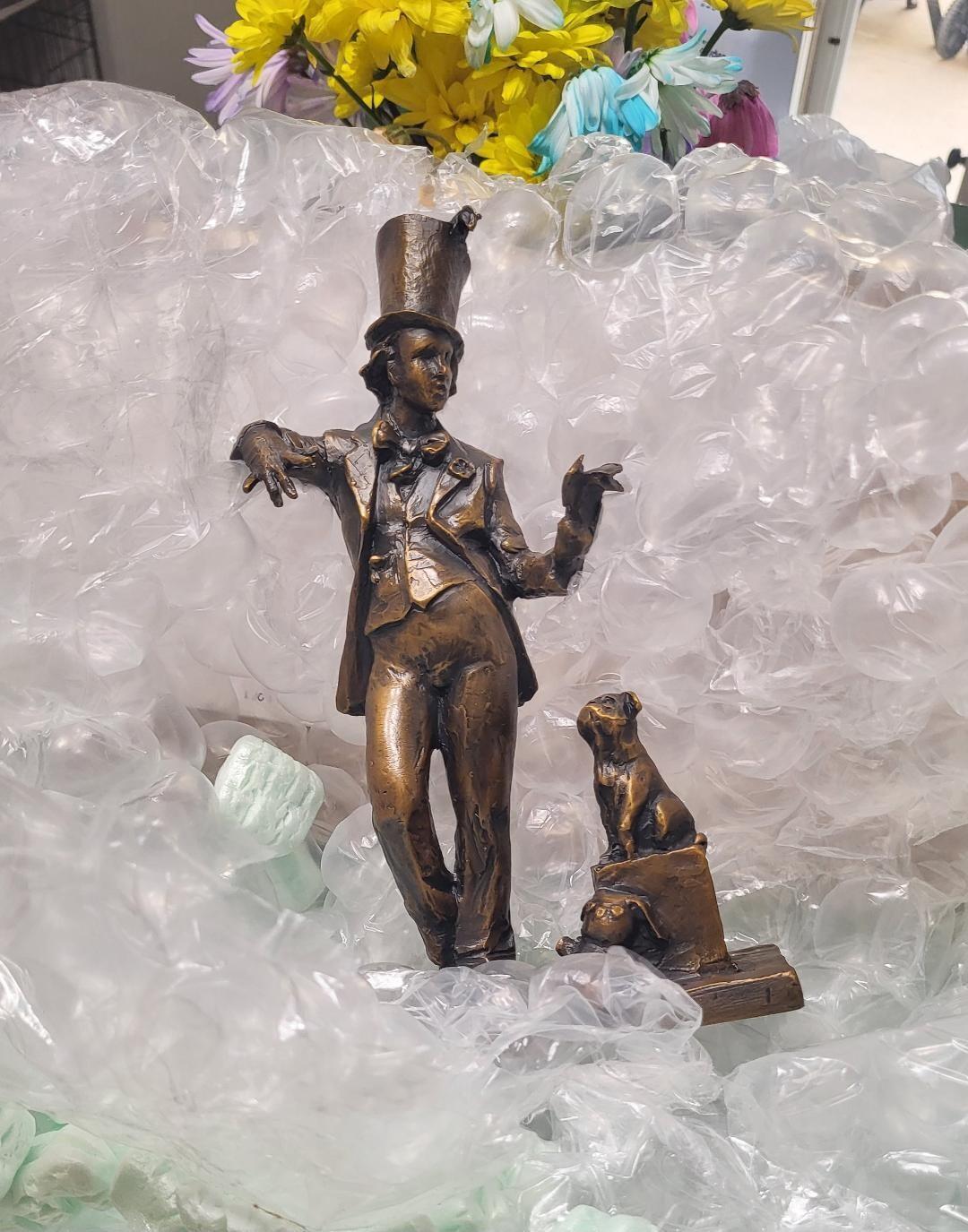 Abracadabra, bronce de 15 cm de altura - Sculpture de Craig Campbell