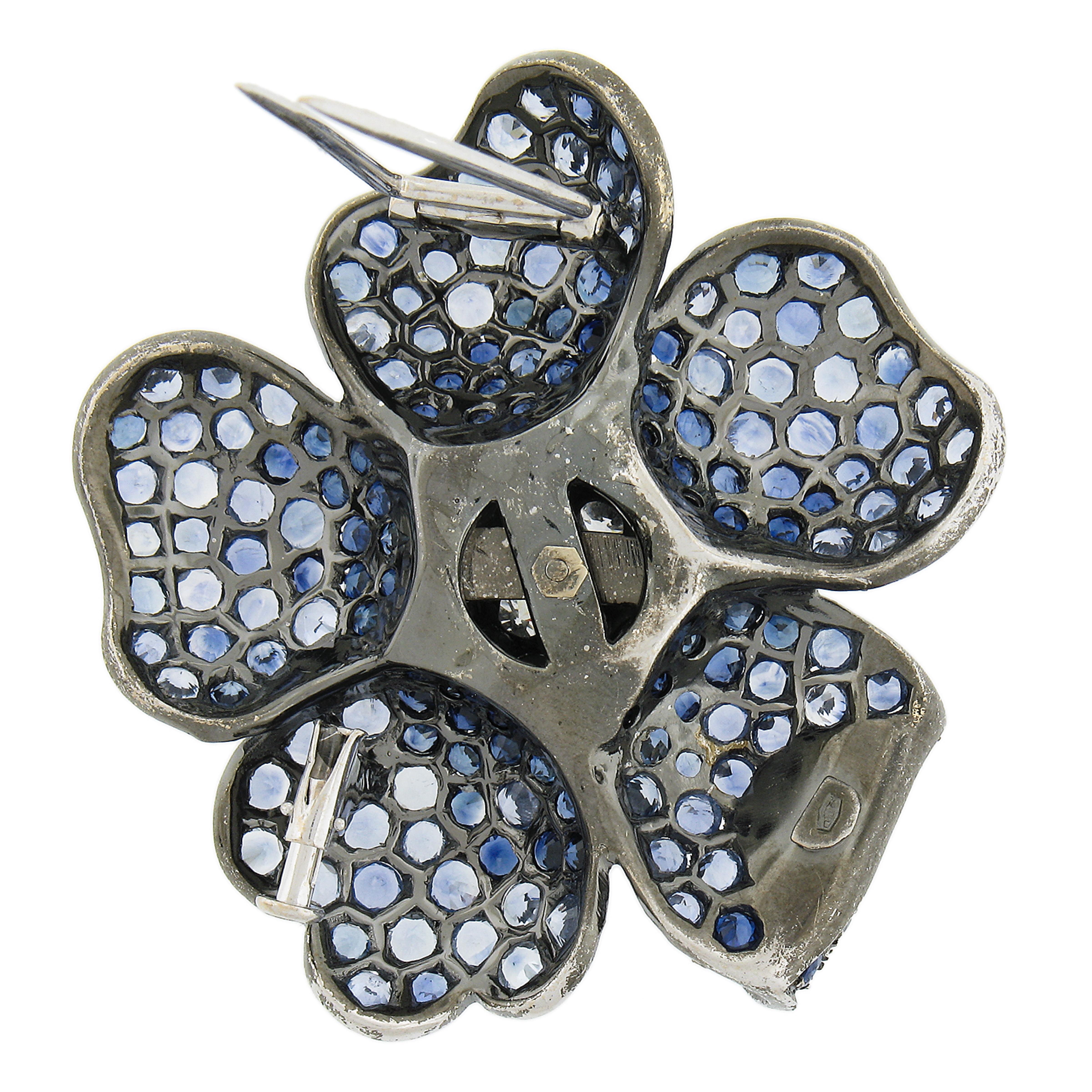 Craig Drake 18k Blackened Gold 17.44ctw Sapphire Diamond Large Flower Pin Brooch In Excellent Condition For Sale In Montclair, NJ