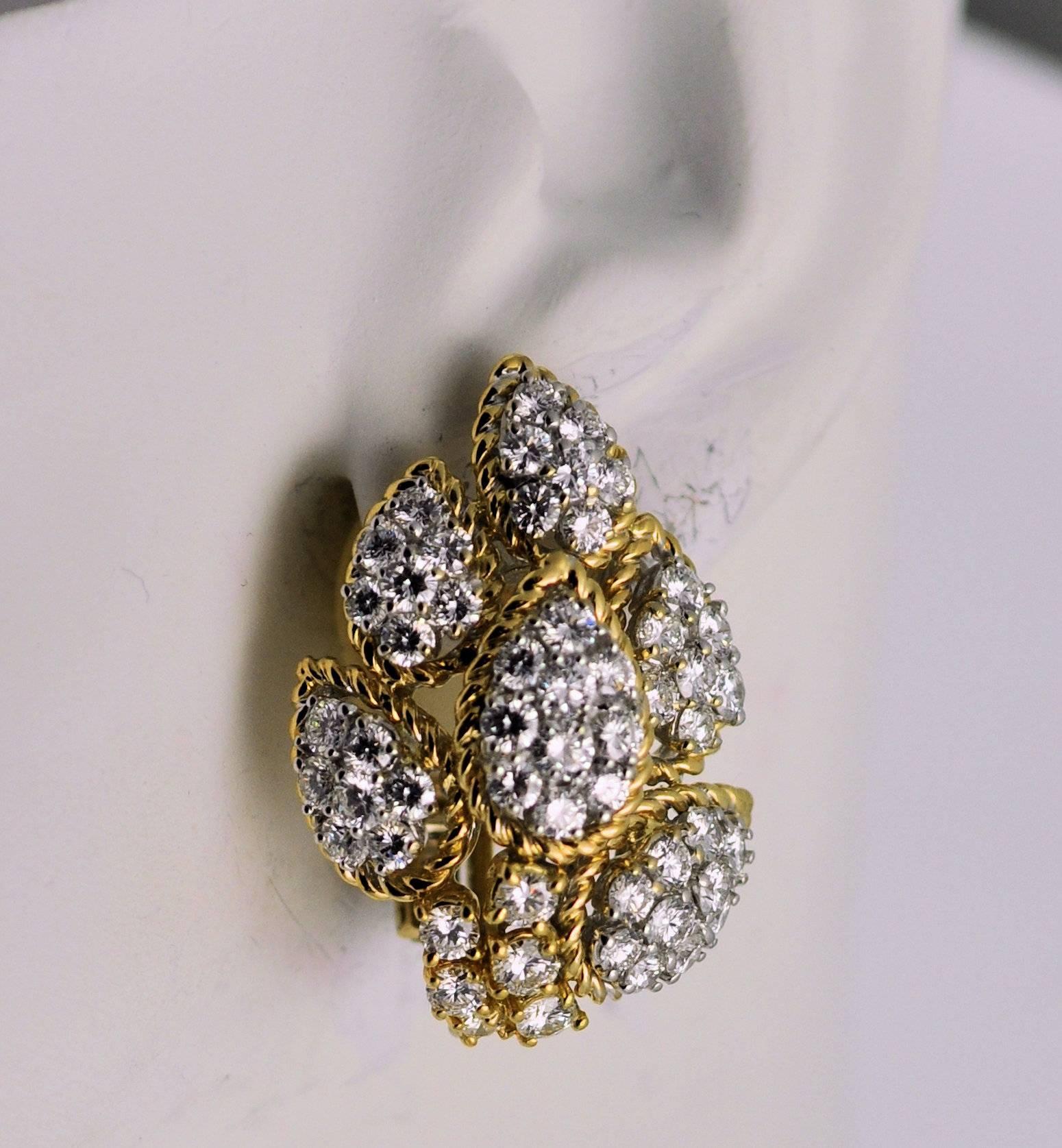 Craig Drake Gold and Diamond Earrings In Excellent Condition For Sale In Dallas, TX