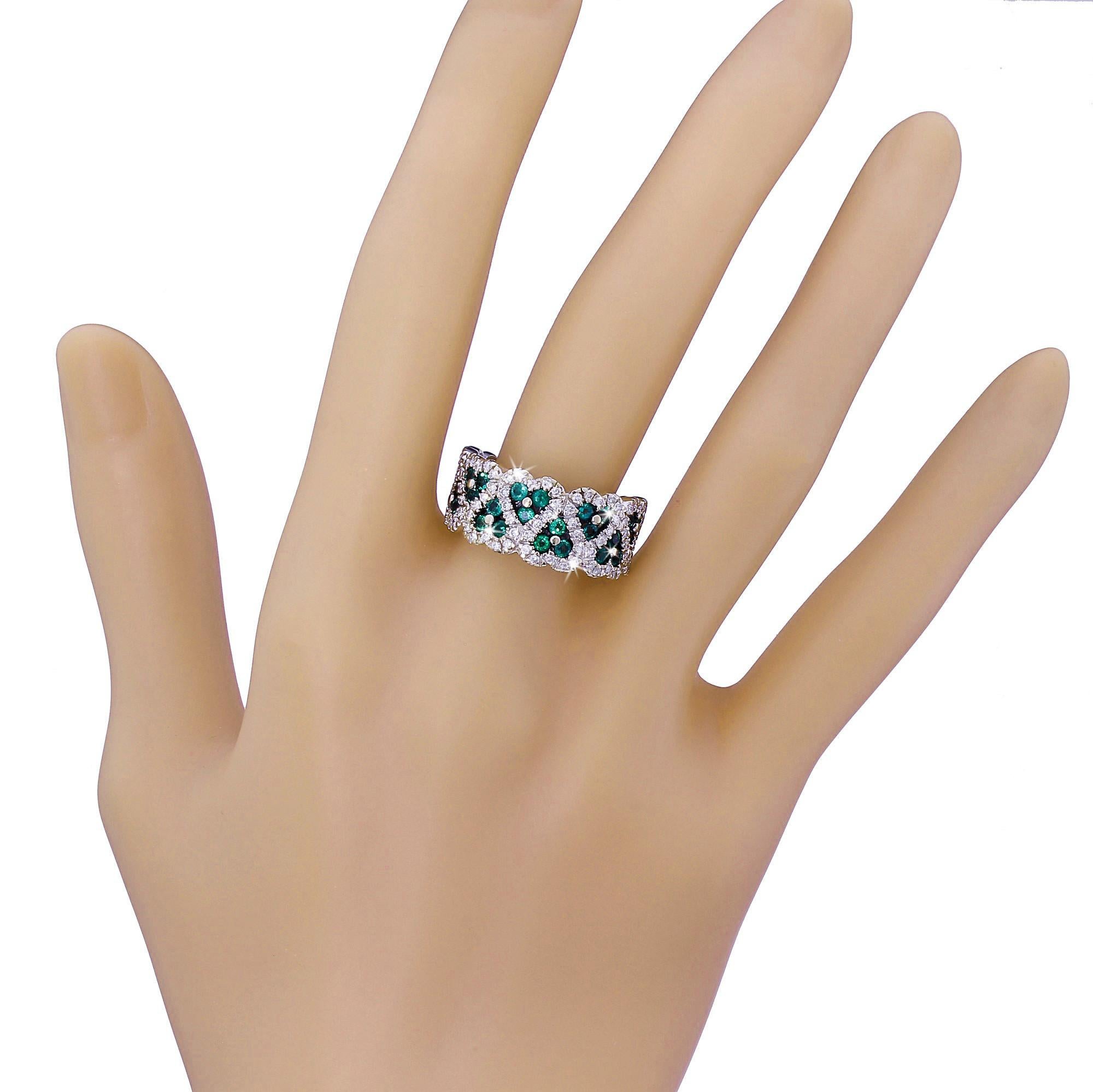 Craig Drake Love Heart 18 Karat White Gold Diamond Emerald Eternity Band Ring 1