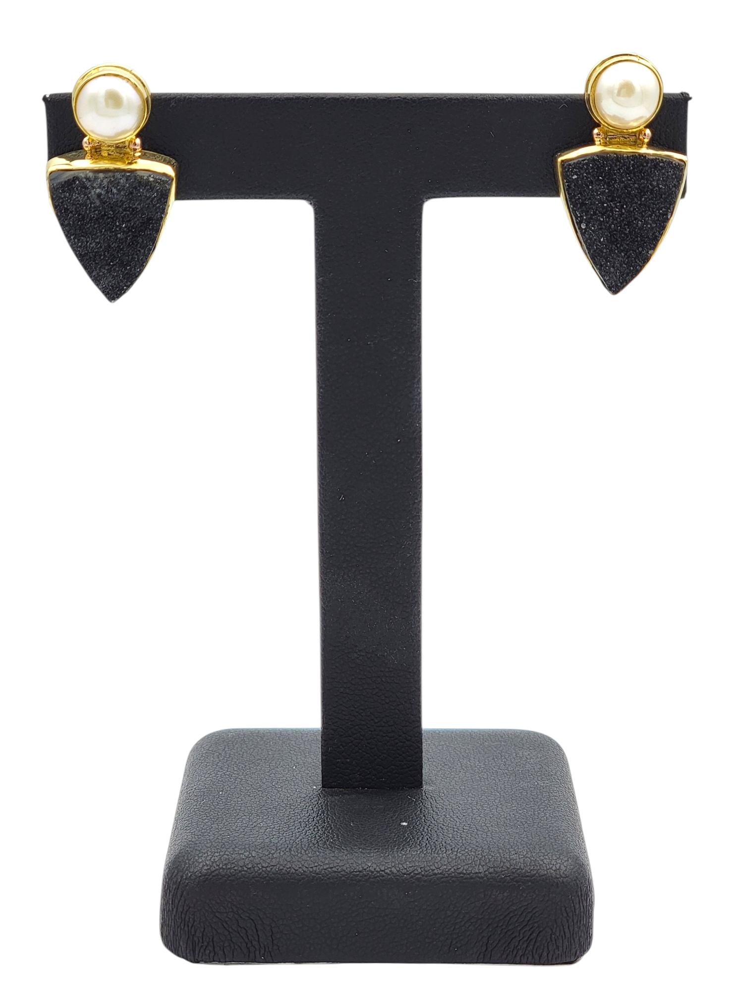 Craig Hagstrom Cultured Pearl and Black Druzy Agate Earrings in 18 Karat Gold For Sale 3