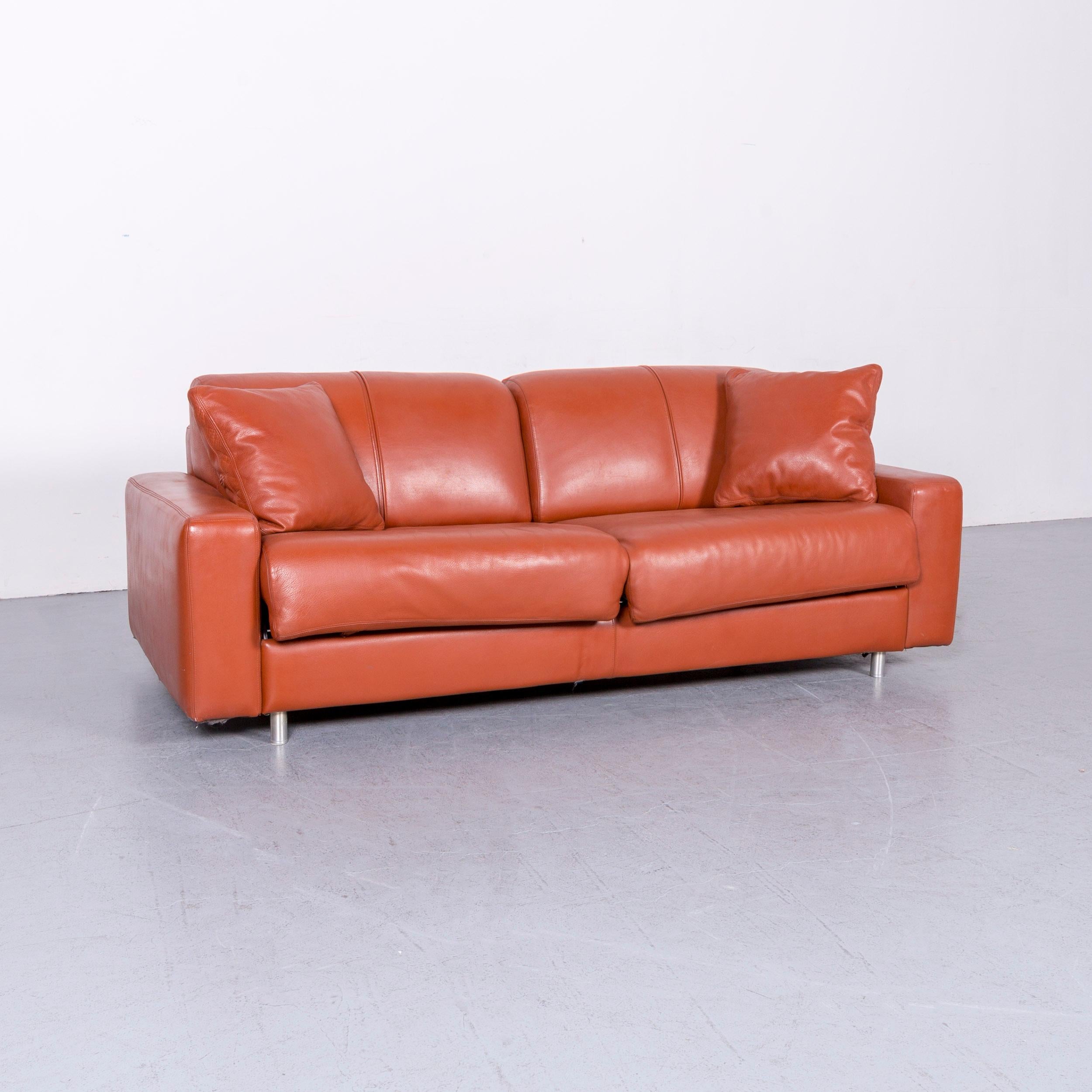 We bring to you an Cramer leather bed sofa orange three-seat couch.