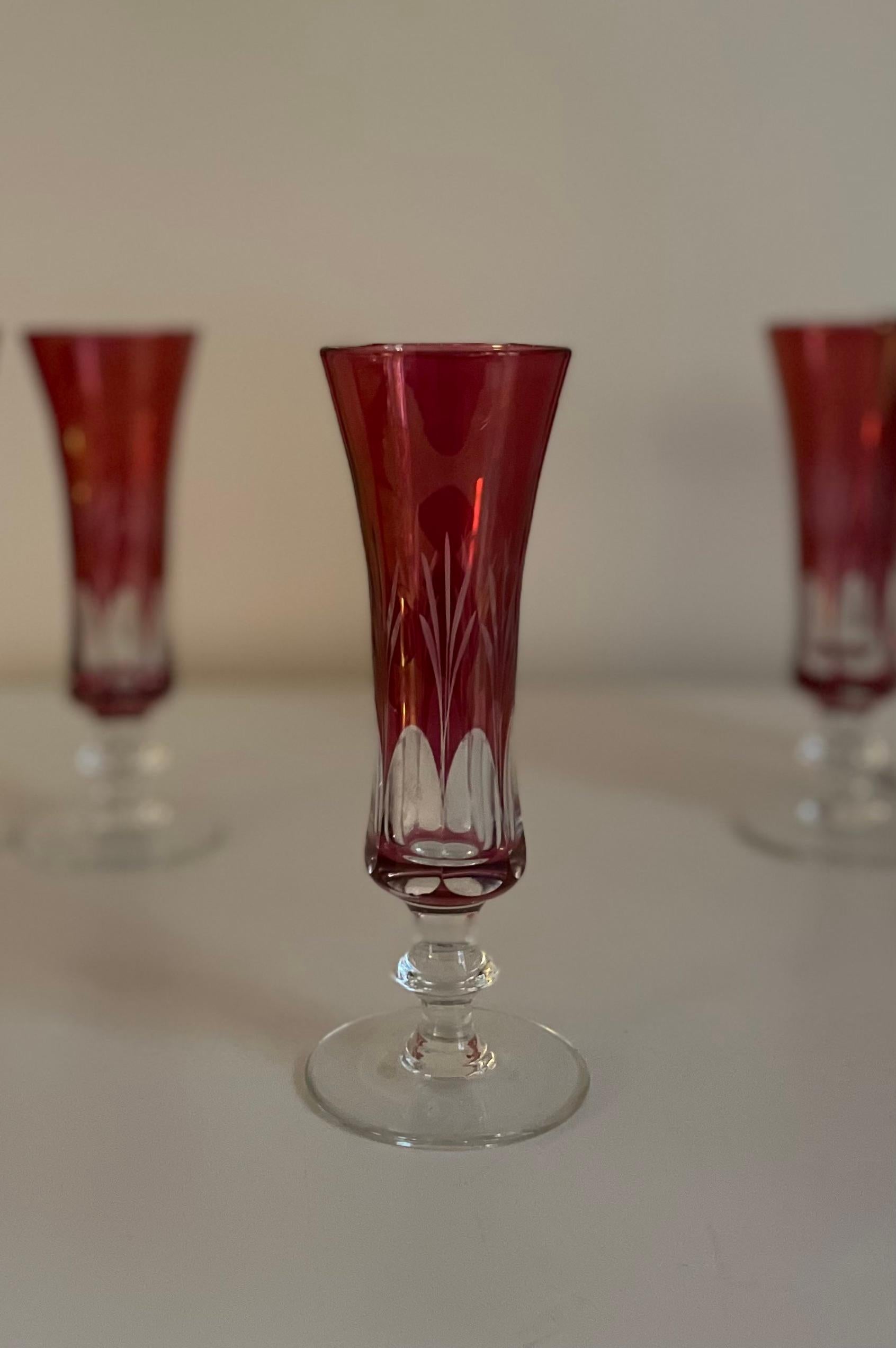 Cranberry Ribbed Cups In Good Condition For Sale In MADRID, ES