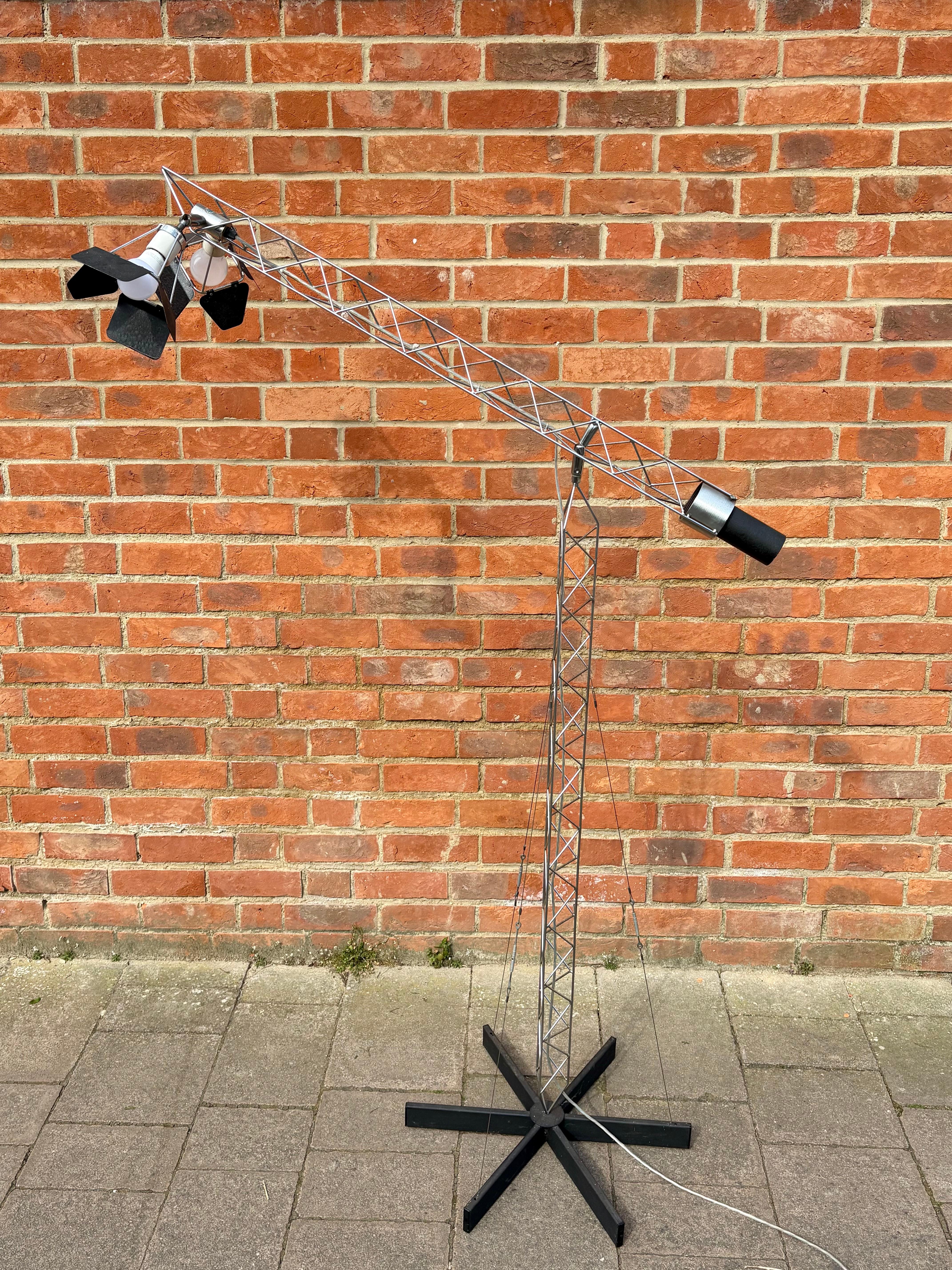 Lampadaire Crane de Curtis Jere, États-Unis, 1971, taille moyenne Excellent état - En vente à Oxford, GB