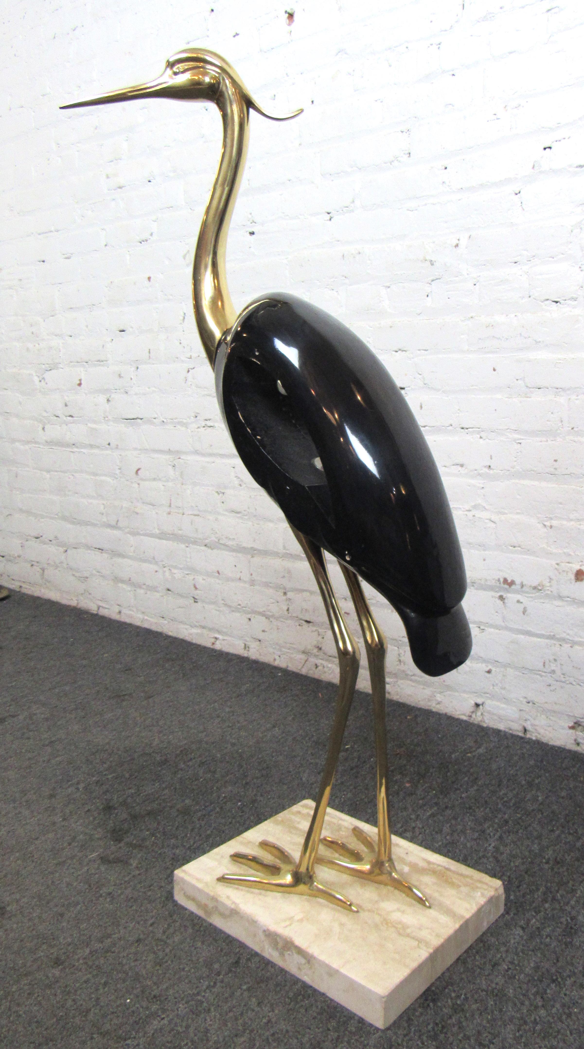 XX secolo Scultura di gru con ottone in vendita