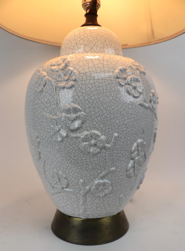Craquelure Glaze Chinese Style Table Lamp For Sale 6