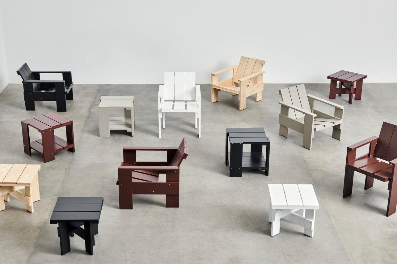 Pin Fauteuil Crate en bois de pin laqué BWB/ Coussin Q de Gerrit Rietveld pour HAY en vente