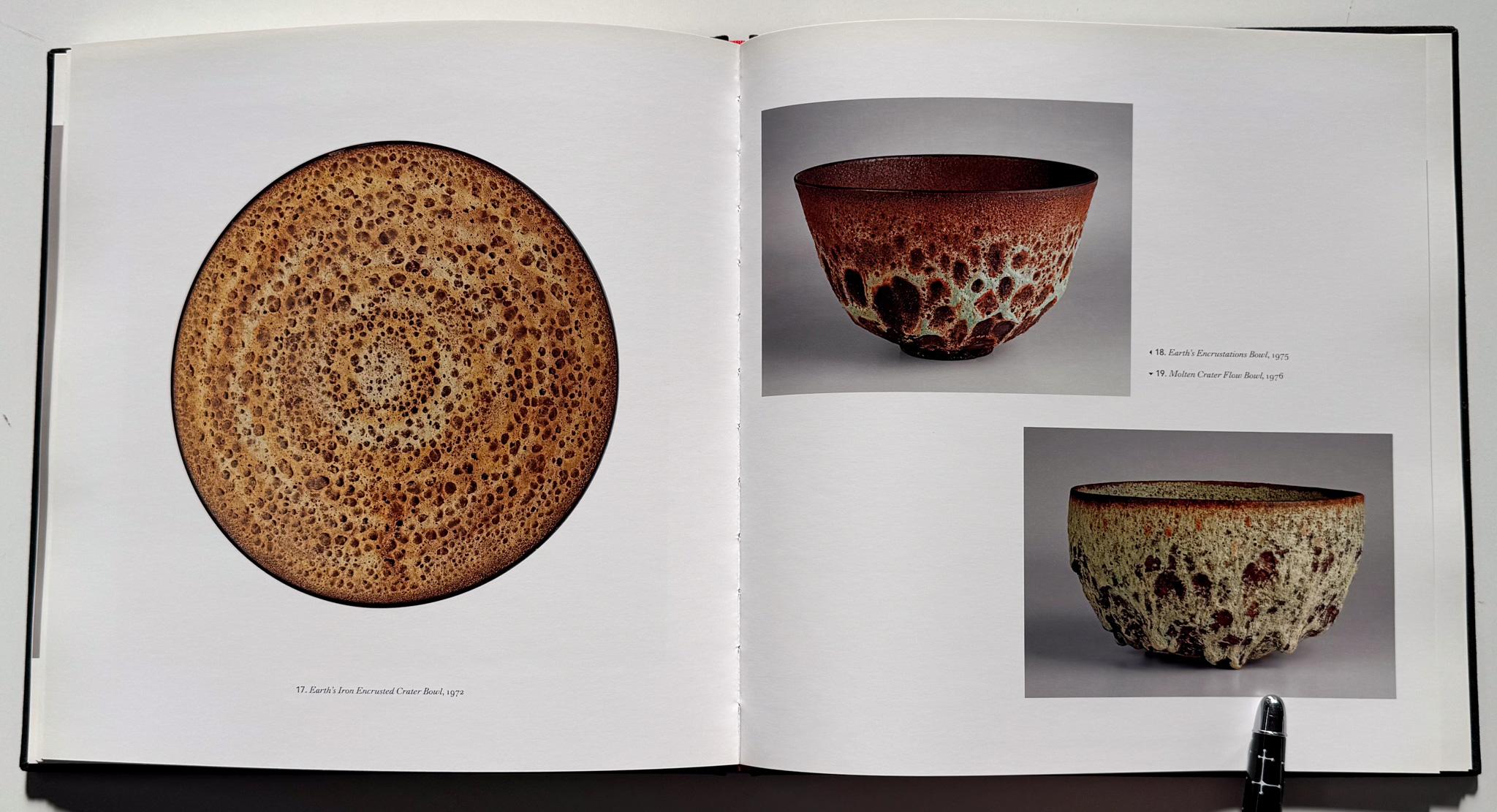 XXIe siècle et contemporain Craters From Fire : Ceramics de James Lovera en vente