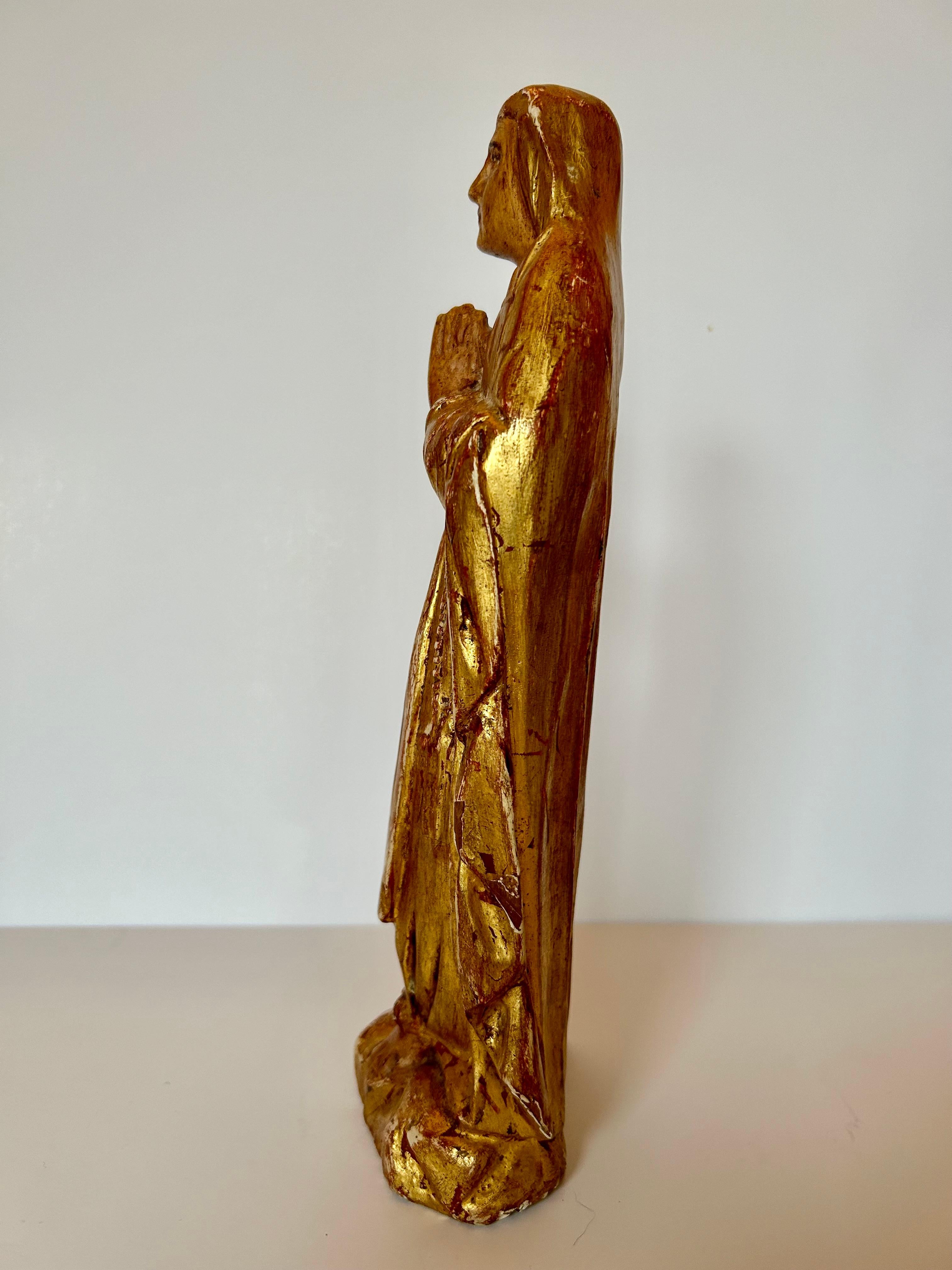 Craved and Gilded Santo 17th Century For Sale 5