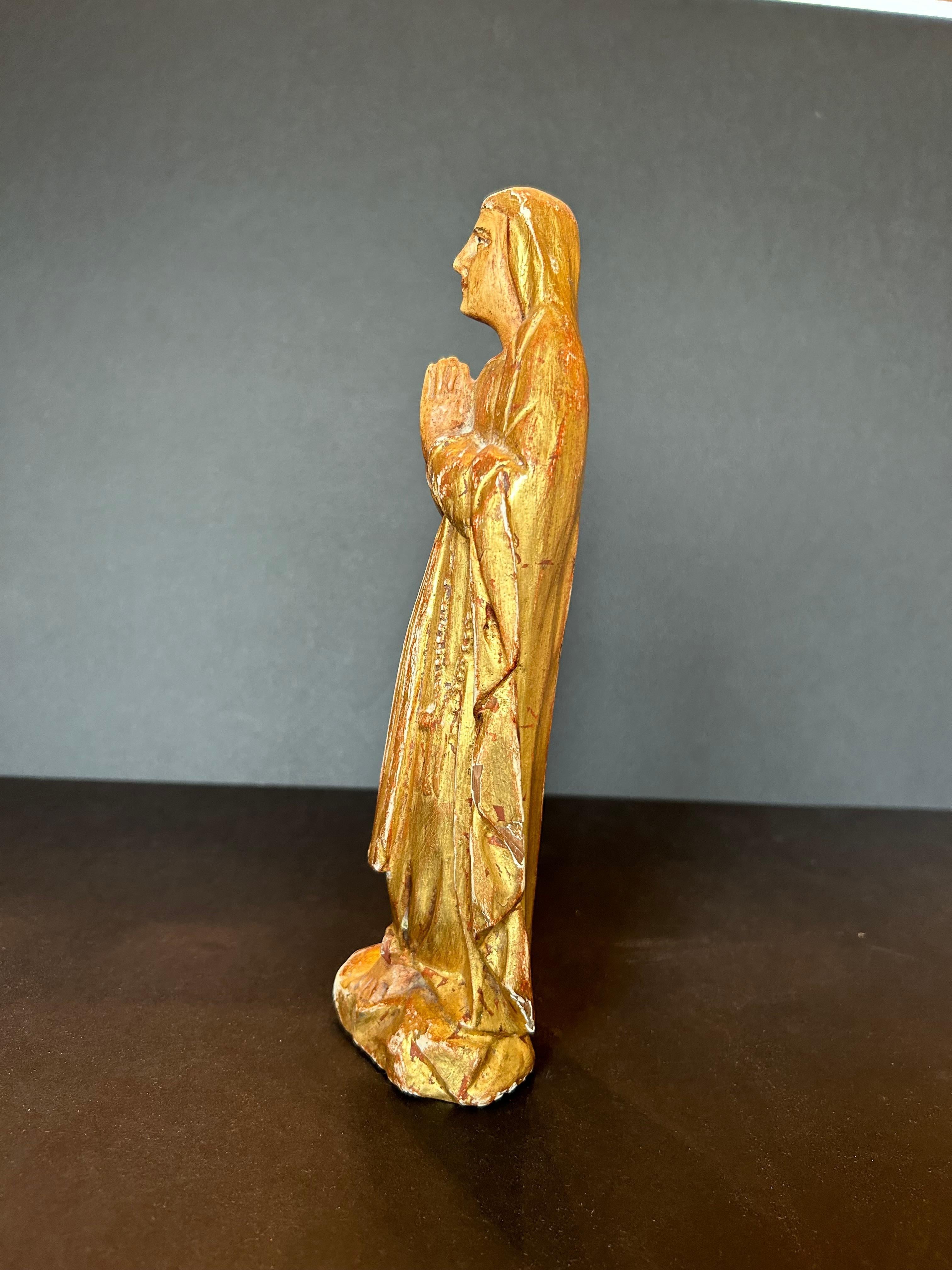 18th Century and Earlier Craved and Gilded Santo 17th Century For Sale