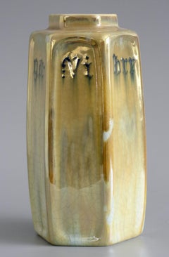 Jarrón esmaltado Craven Dunnill Arts & Crafts Lustre de Lewis Foreman Day