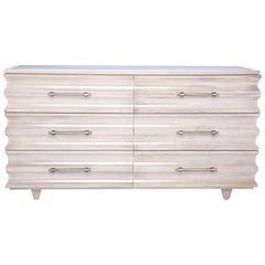 Commode Crawford en blush laqué d'Innova Luxuxy Group