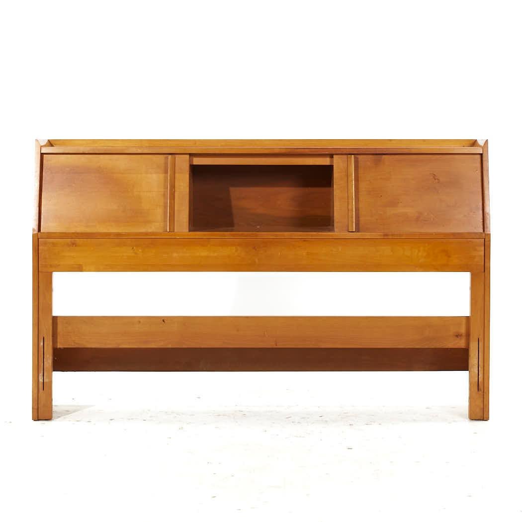 Crawford Furniture Mid Century Maple Full Storage Headboard

This headboard measures: 58 wide x 12.25 deep x 36 inches high

All pieces of furniture can be had in what we call restored vintage condition. That means the piece is restored upon