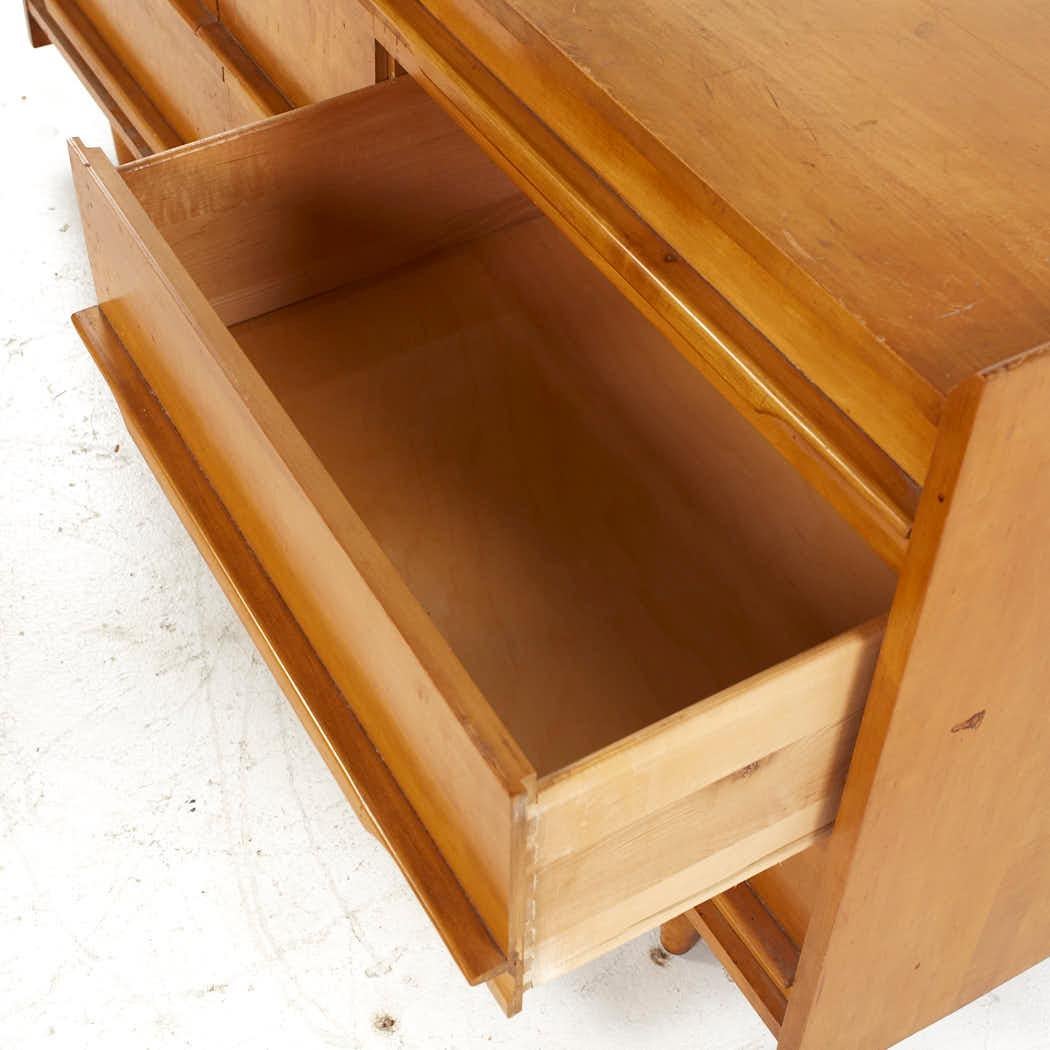 Mid-Century Modern Crawford Furniture Mid Century Maple Lowboy Dresser For Sale