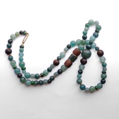 Halskette aus 18 Karat Gold mit Jadeit und Jadeit, Grandidierit, üppigem Holz