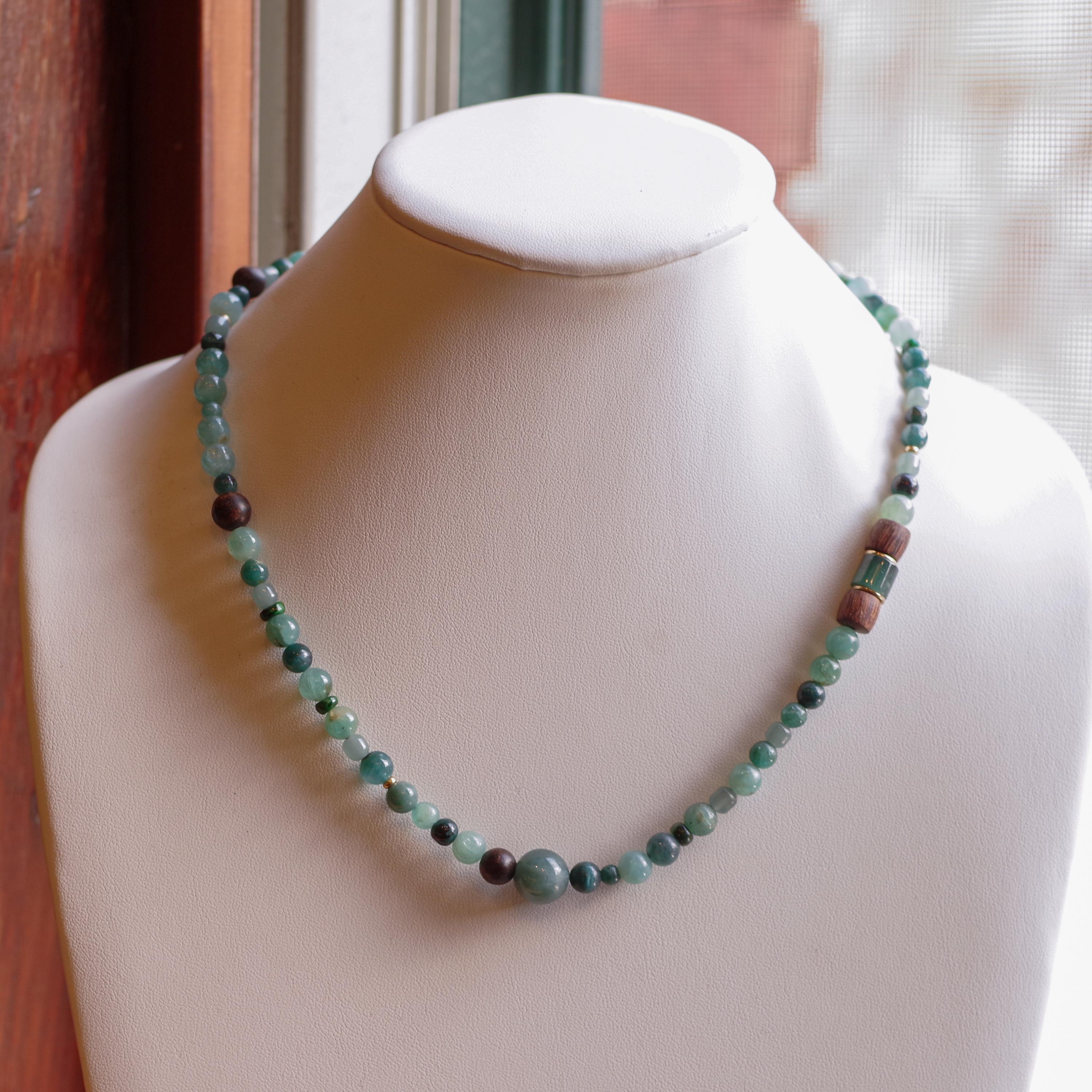 Collier Jadeite, Grandidierite, Wood Wood, Or 18K en vente 3