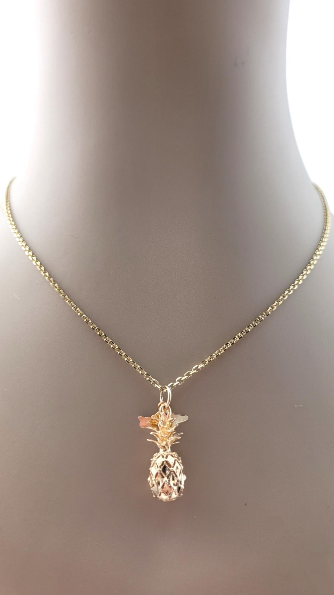 CREA Charm in oro giallo 14 carati con ananas delle Hawaii #20892 in vendita 7
