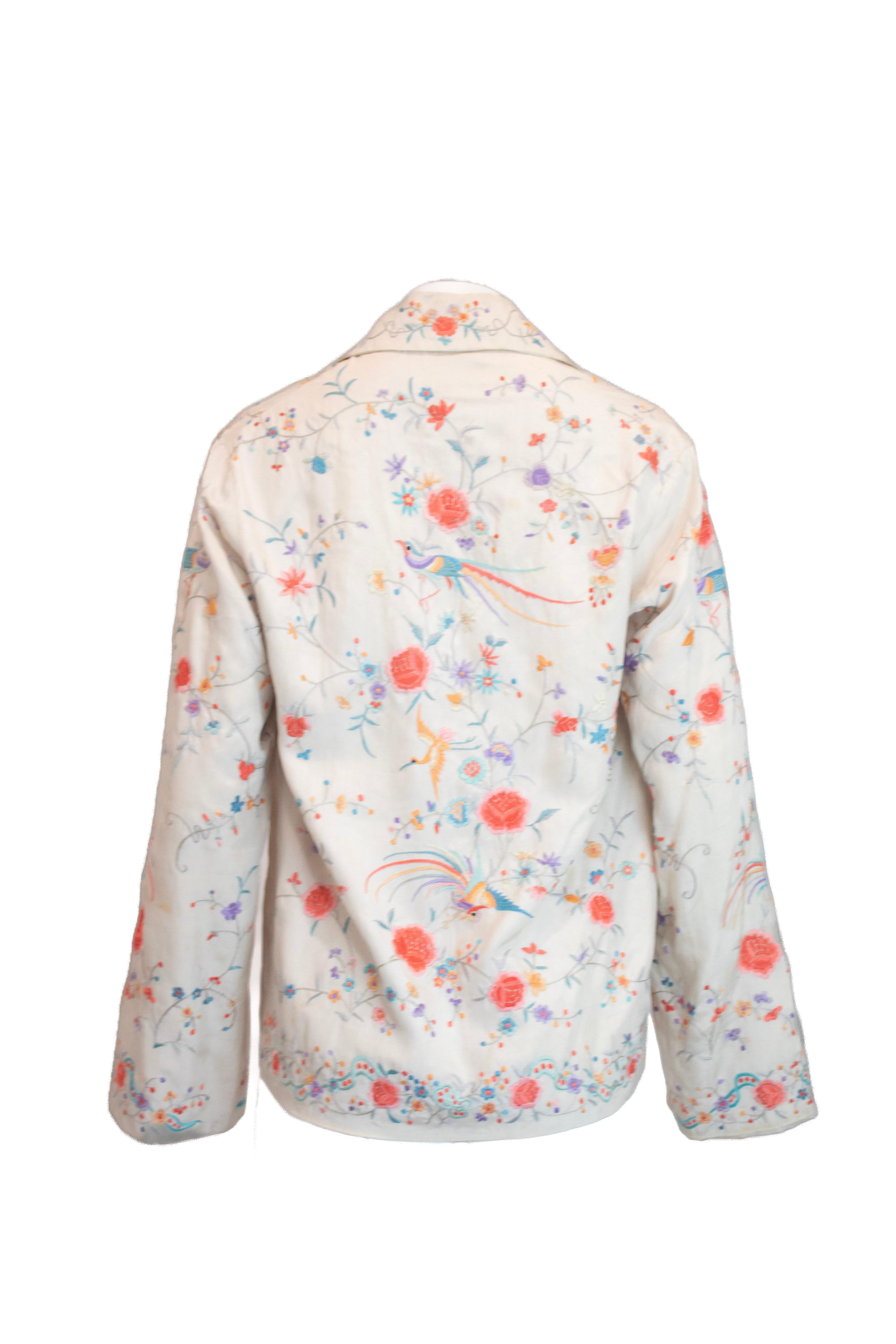 Blazer in seta ricamato a fiori color crema degli anni '40 in vendita 4