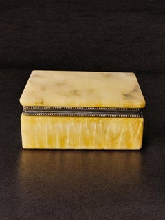 Cream Alabaster vanity box by Romano Bianchi, Italy, circa 1970's