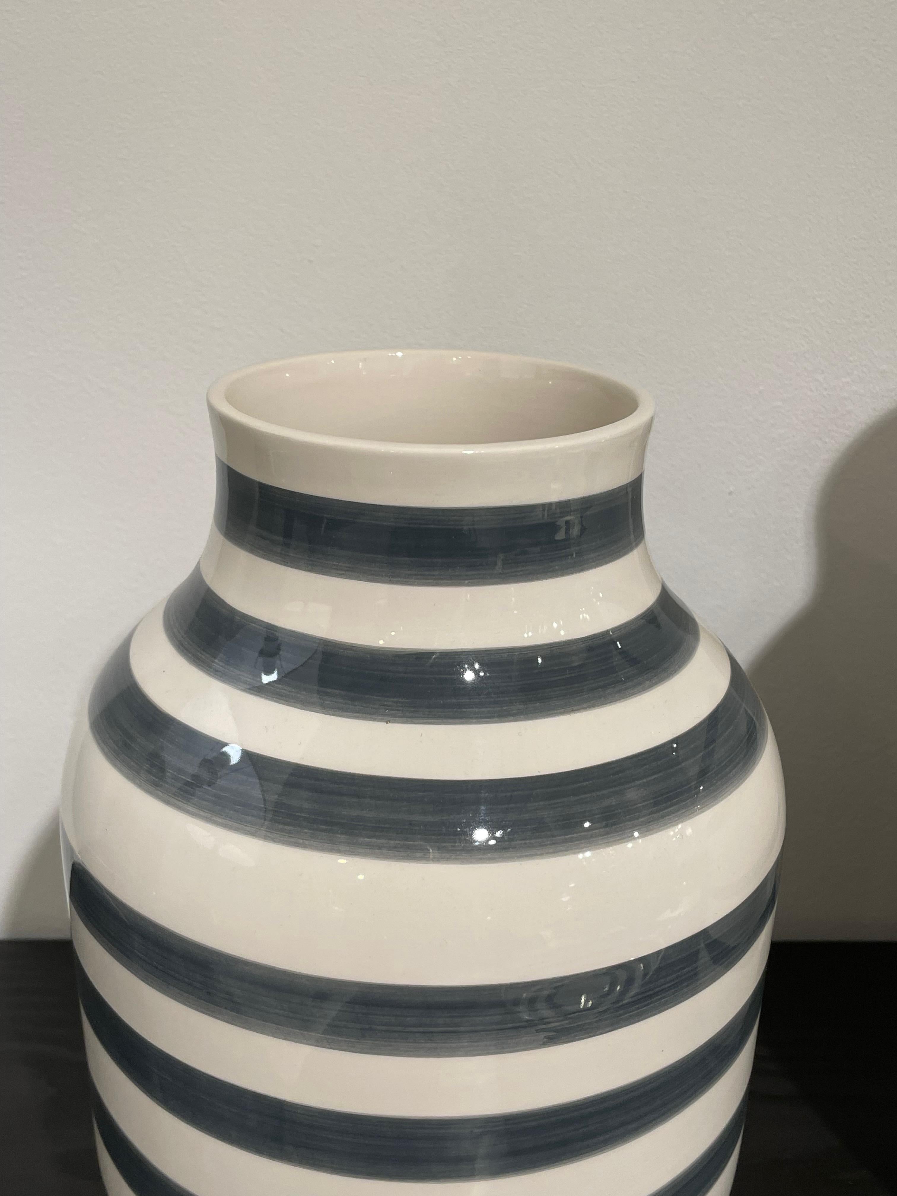 Cream And Charcoal Horizontal Striped Vase, Denmark, Mid Century In Good Condition For Sale In New York, NY