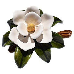 Fleur de magnolia en céramique crème et verte