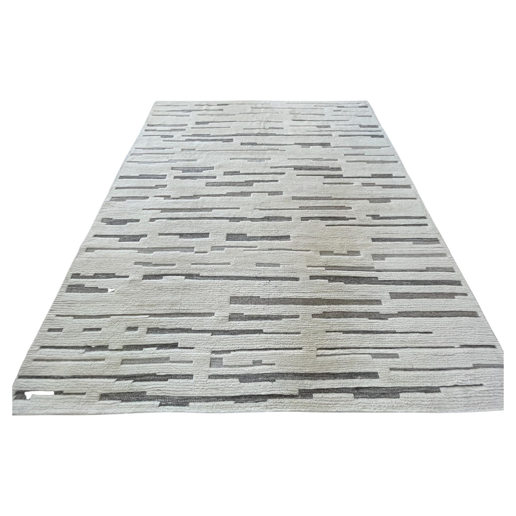 Cream and Grey Contemporary Wool Area Rug For Sale