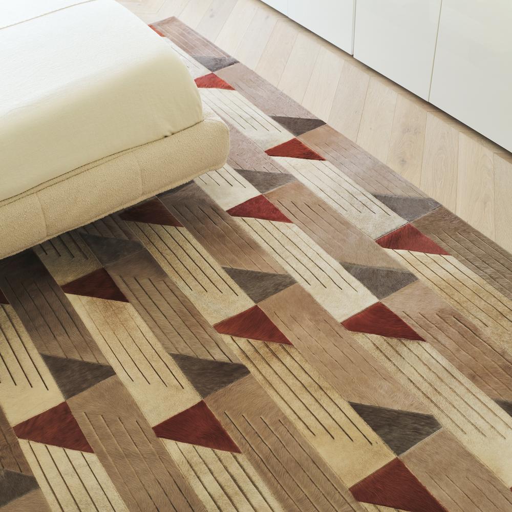 Art Déco Tappeto personalizzabile a strisce, linee e triangoli color crema, grigio e rossiccio. in vendita
