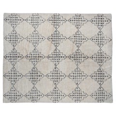 Cream and Silver Diamond Design Area Rug