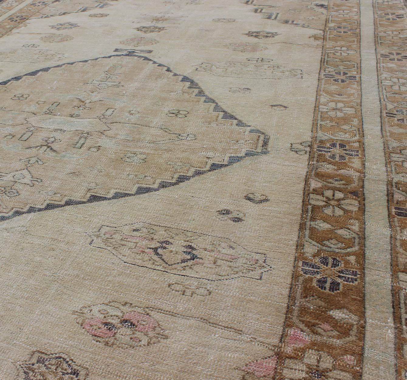 Mid-20th Century Cream and Taupe Midcentury Turkish Oushak Rug with Etched Medallion Design For Sale