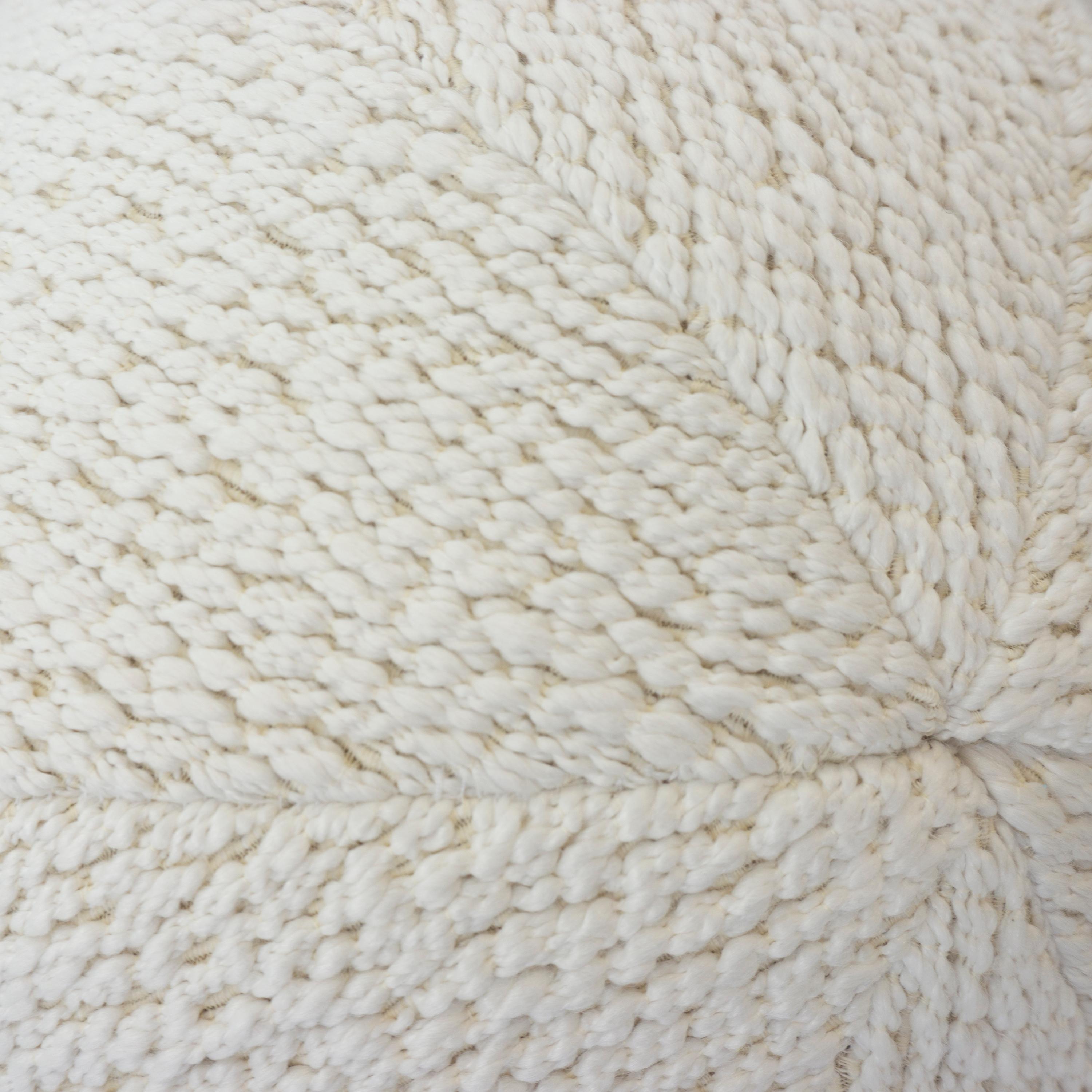 Cream and White Braided Wool Ball Pillow In New Condition In Greenwich, CT