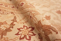 Indian Amritsar Rug. Size: 13 ft 7 in x 17 ft