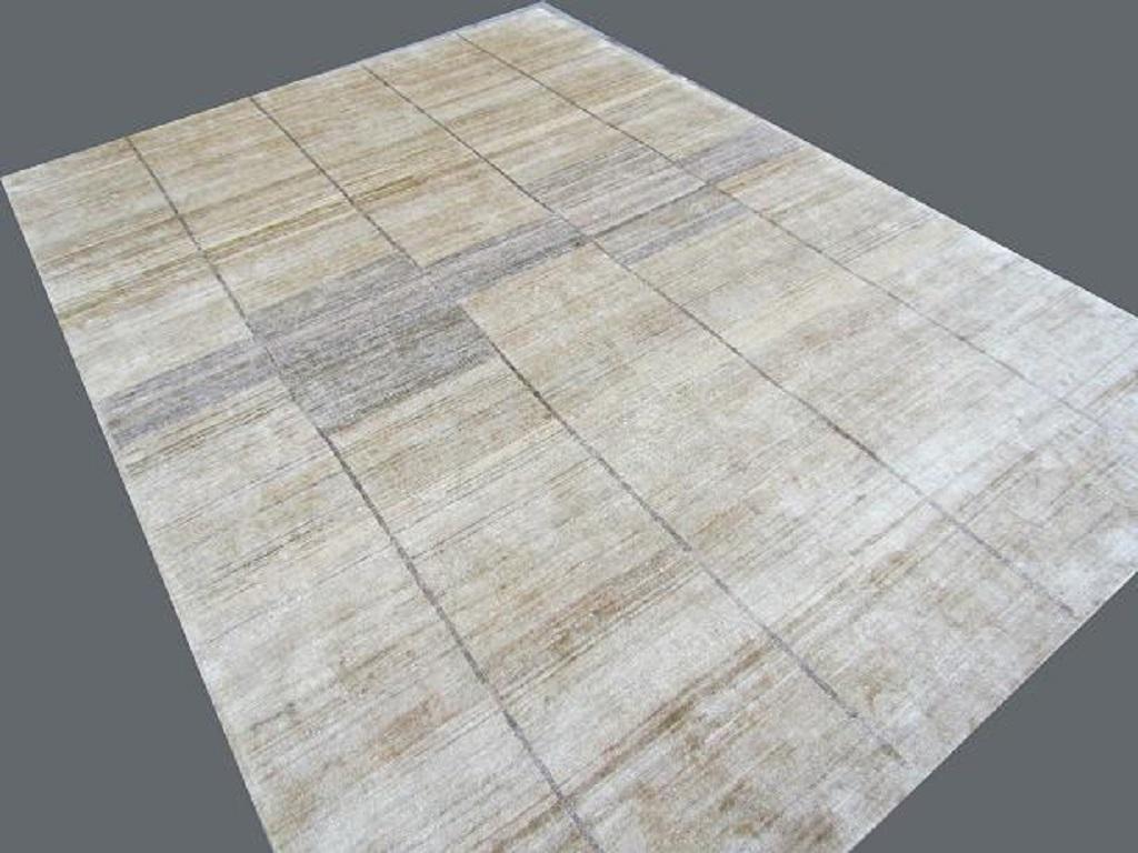 Indian Cream Beige Hand Knotted Silk Contemporary Geo Modernist Rug in Stock For Sale