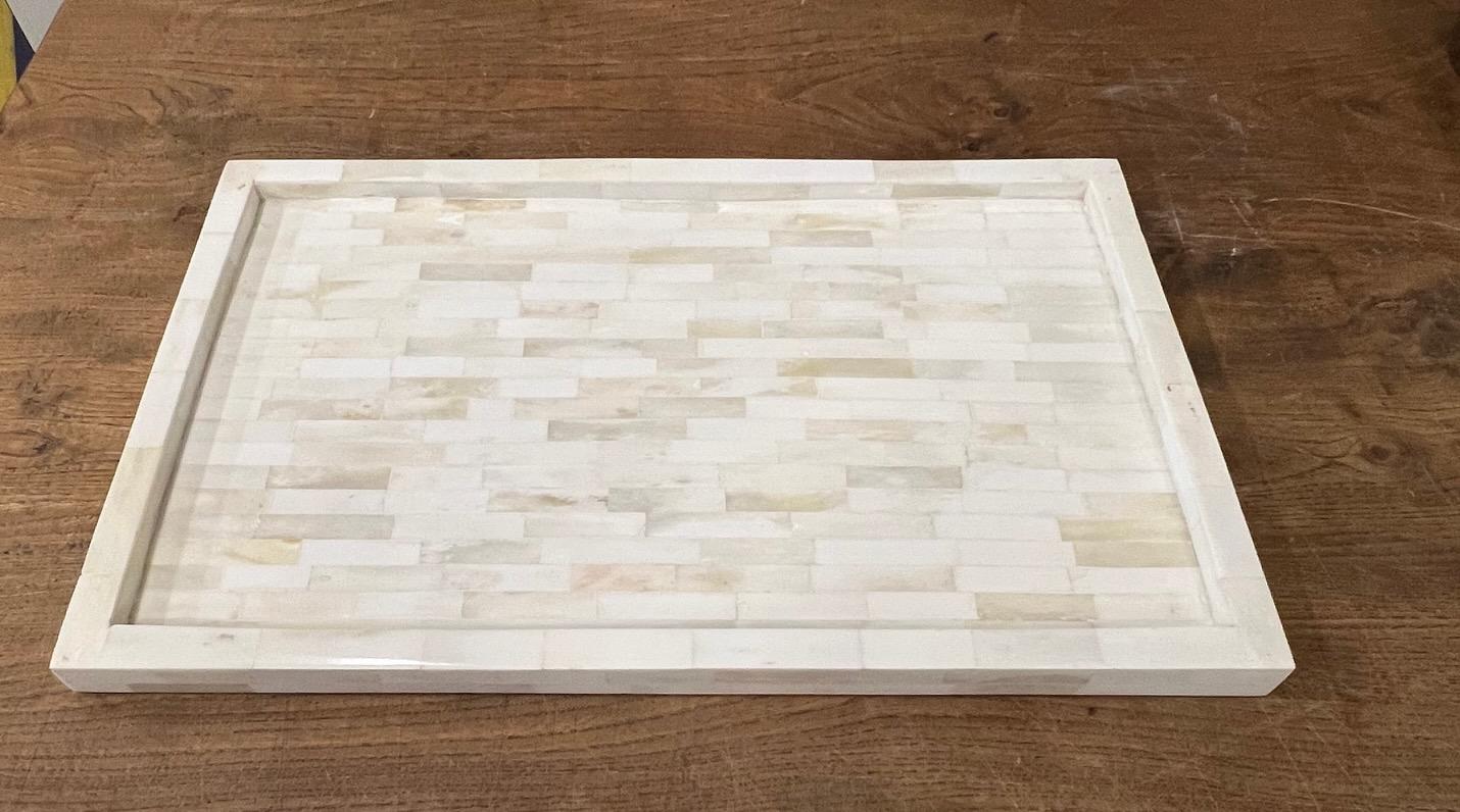 Bandeja de Hueso Crema, India, Contemporánea en Nuevo estado para la venta en New York, NY