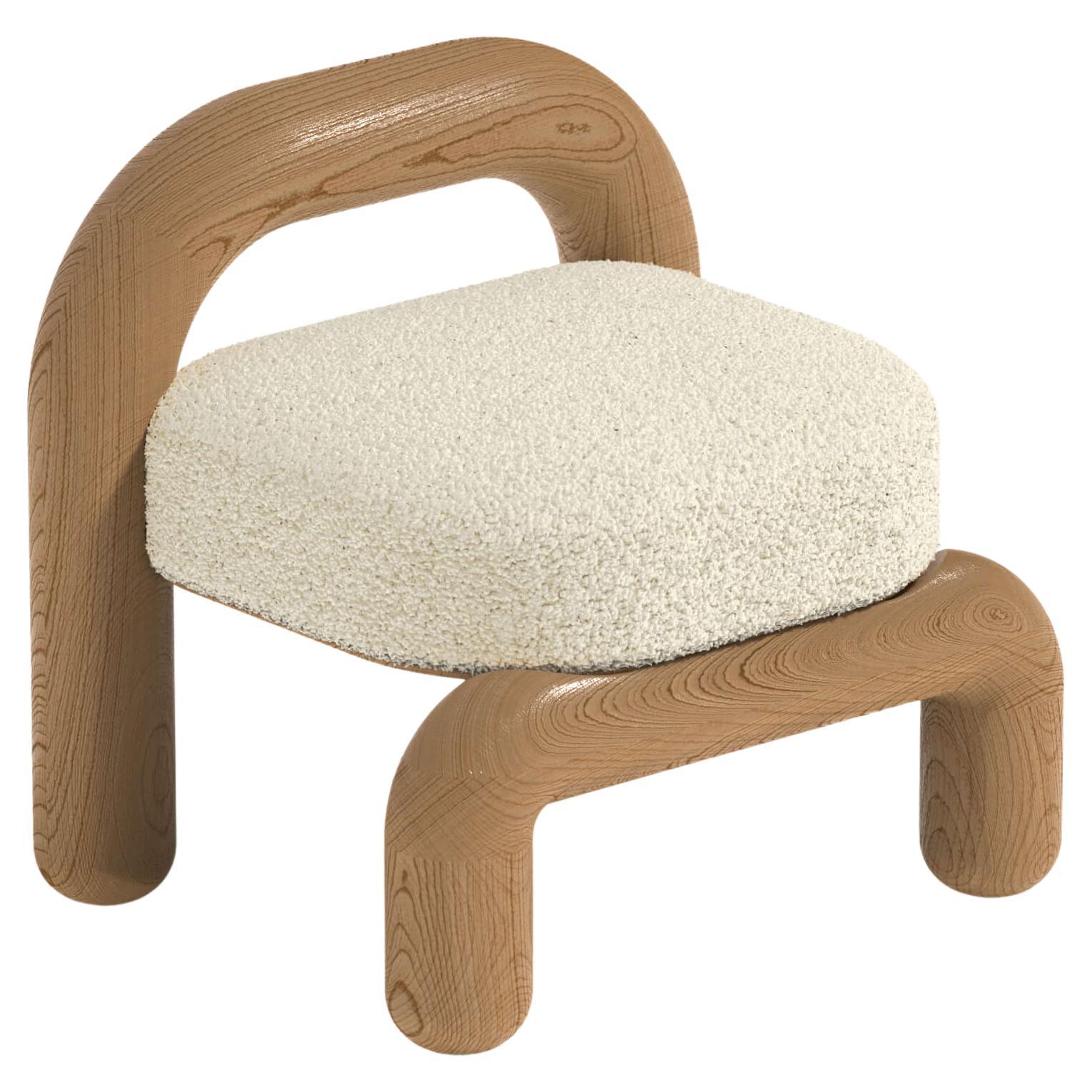Cream Boucle Lithic Lounge Chair aus Eiche Natur von Maha Alavi Studio