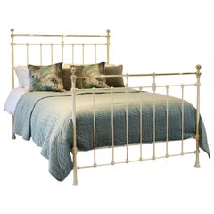 Cream Brass and Iron Antique Bed MK221