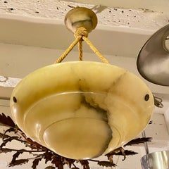 Cremefarbene Alabaster-Leuchte aus Alabaster