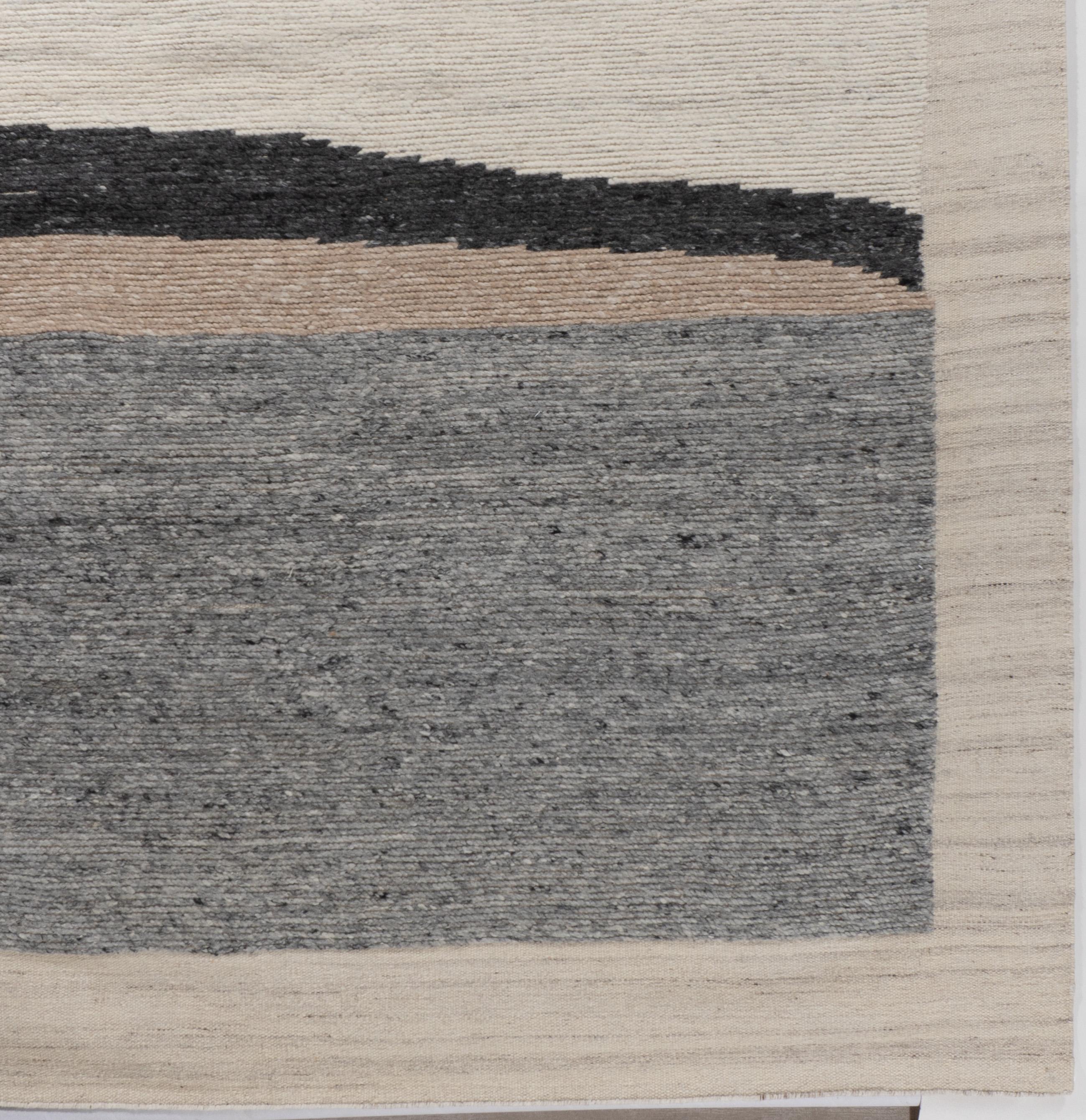 Creme Deco Abstrakt Flachgewebe Wolle Teppich, 8' x 10'. Diese in Indien handgewebten Teppiche mit Flachgewebe wurden nach dem klaren und einfachen Vorbild schwedischer Designs gestaltet, um einen Teppich zu schaffen, der durch seine Schlichtheit