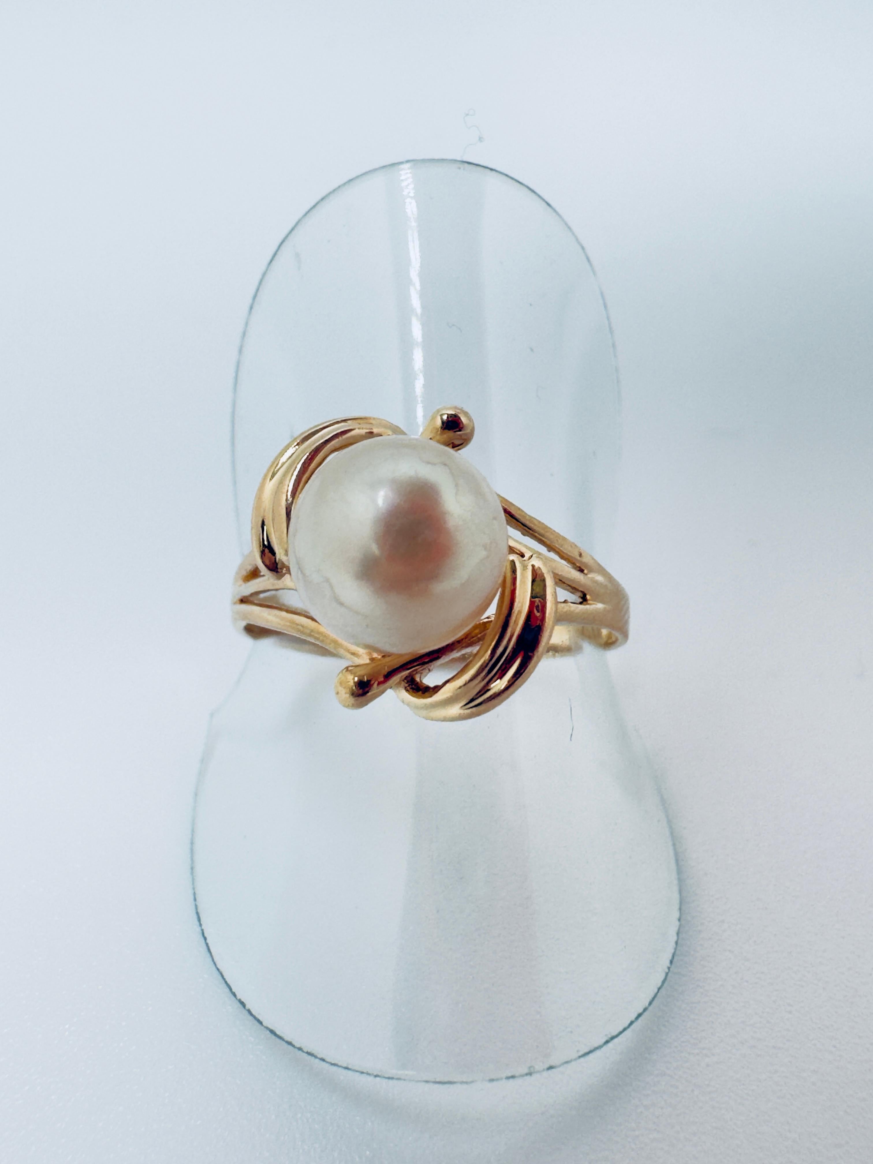 Bague en or 14K avec perles d'eau douce crème en vente 1
