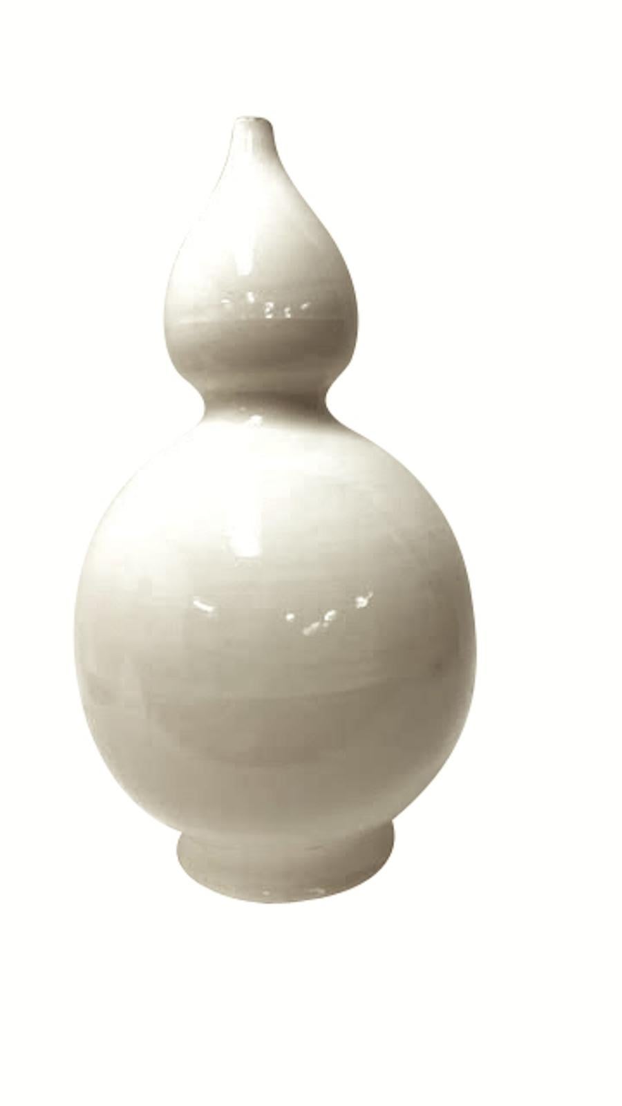 Cream Funnel Neck Ceramic Vase, China, Contemporary 1