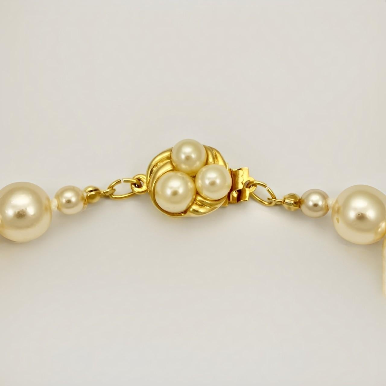 Round Cut Cream Glass Pearl Necklace with a Gold Plated and Pearl Clasp For Sale