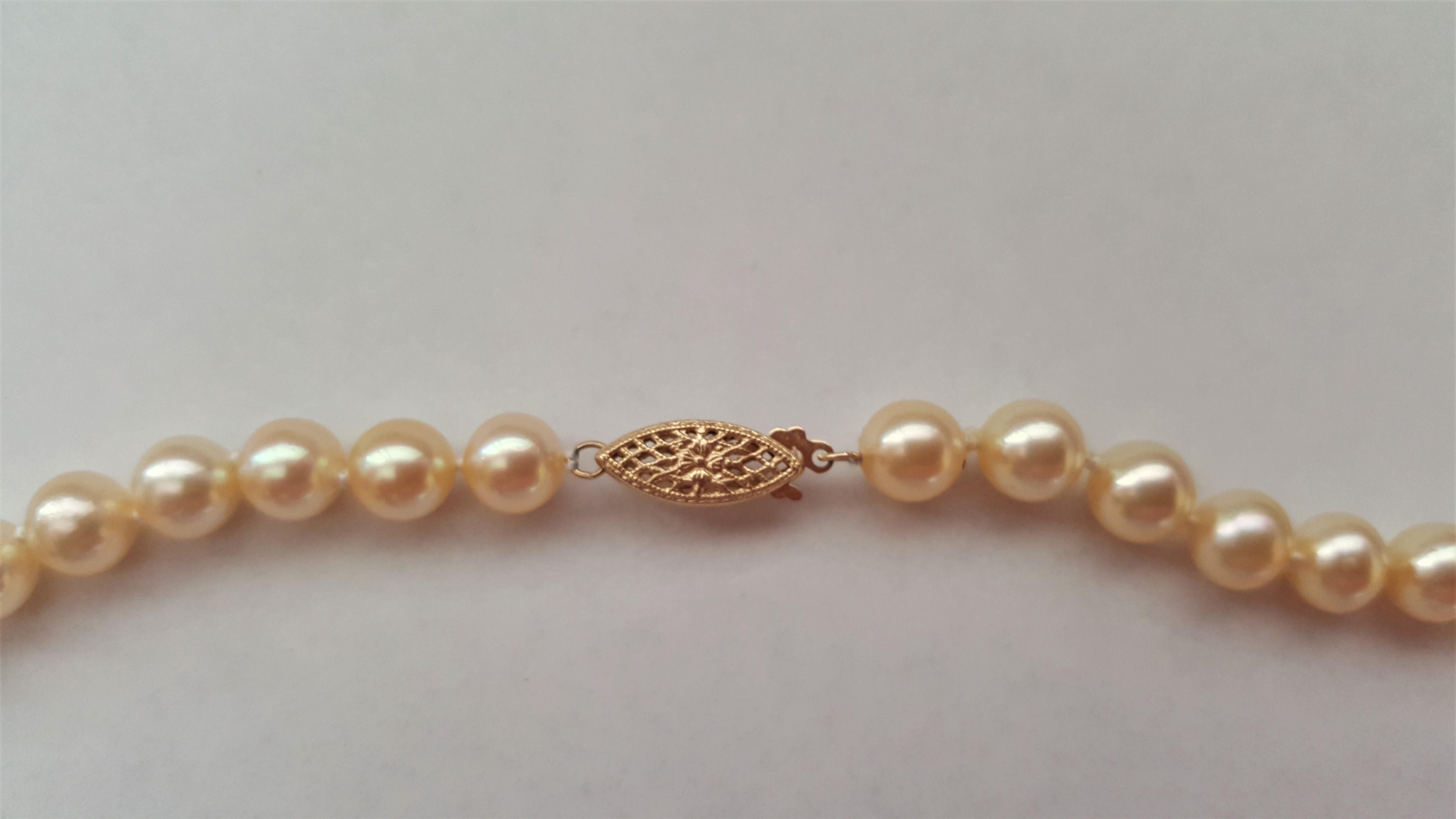 Cream Gold AAA Grade Cultured Pearl Set Necklace Bracelet 14kt, 7+mm, 27 Inches For Sale 2