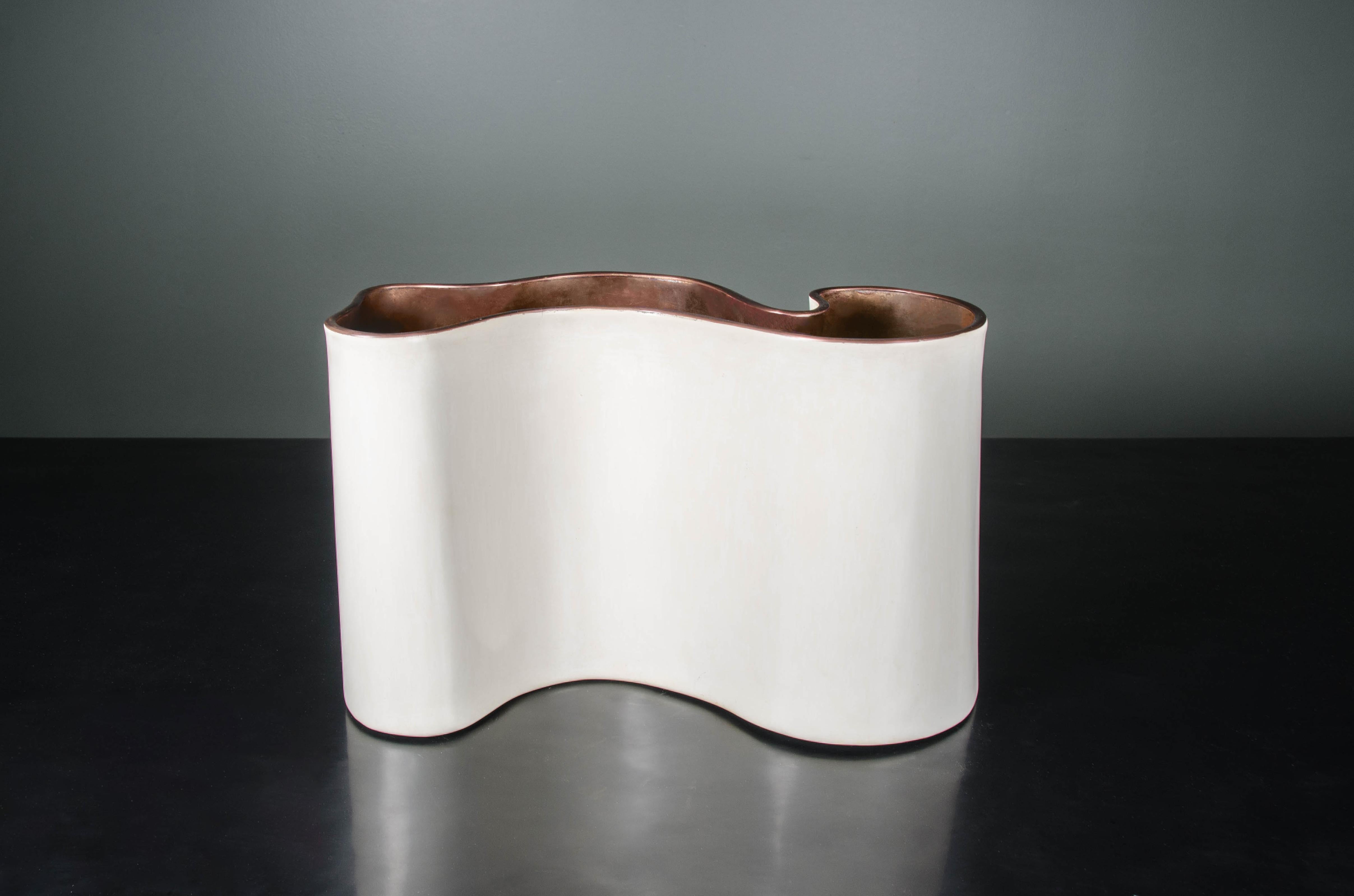 Cream Lacquer Hand Repoussé Root Vase with Copper Trim by Robert Kuo In New Condition For Sale In Los Angeles, CA