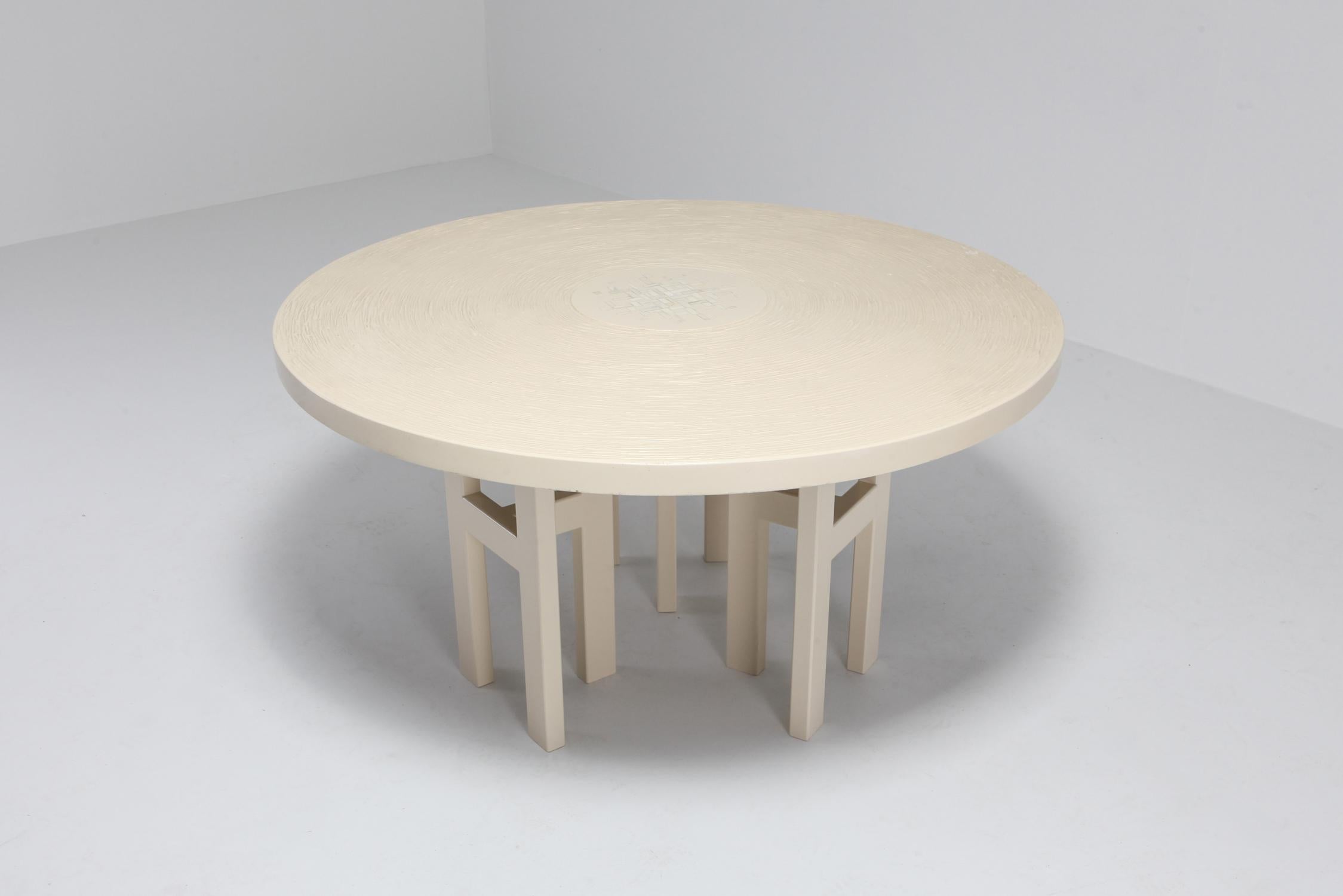 Cream Lacquer Resin Dining Table by Dresse In Good Condition In Antwerp, BE